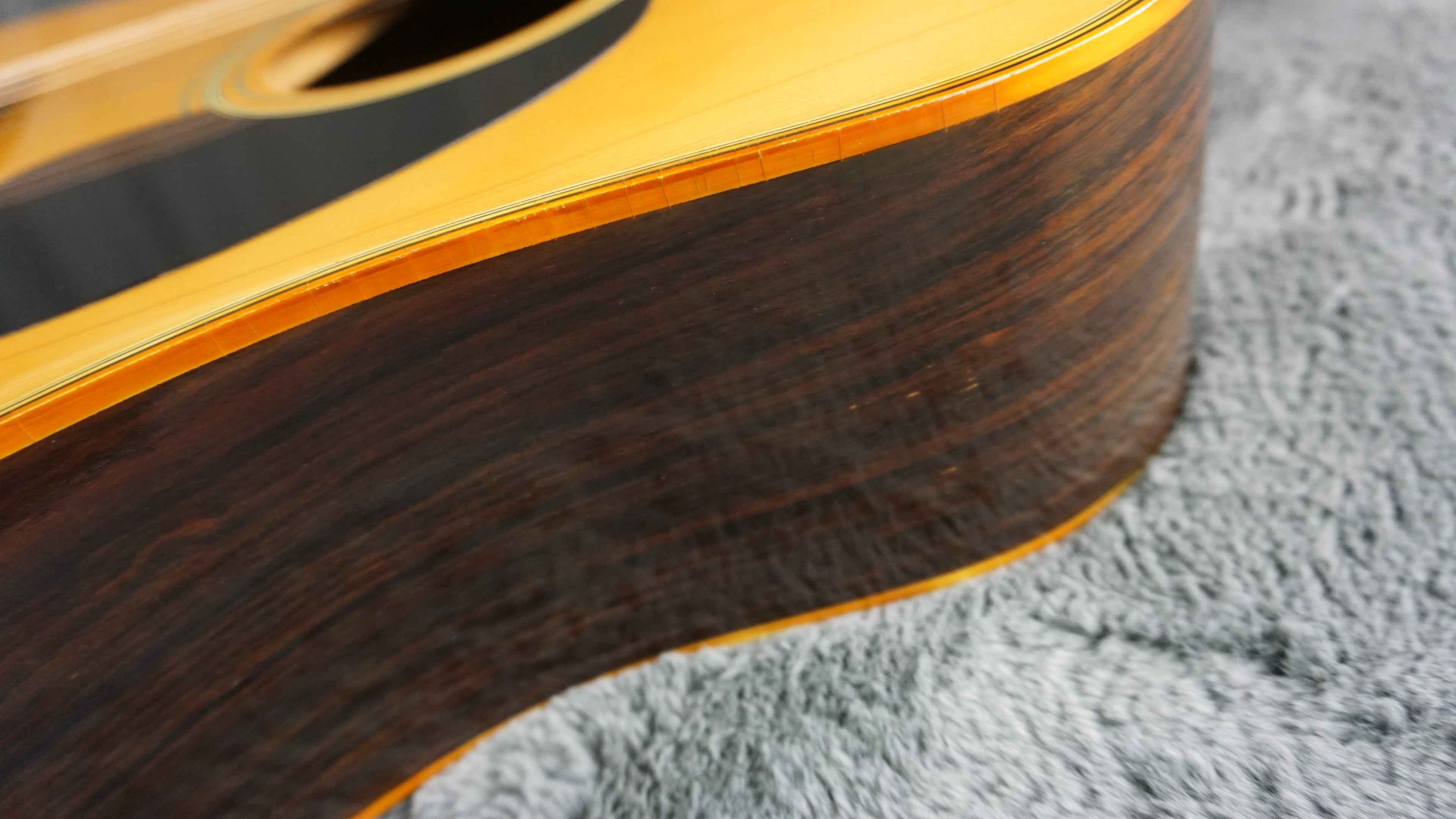 Cat’s Eyes CE-250 MIJ Dreadnought Acoustic Guitar w/ Hard Case