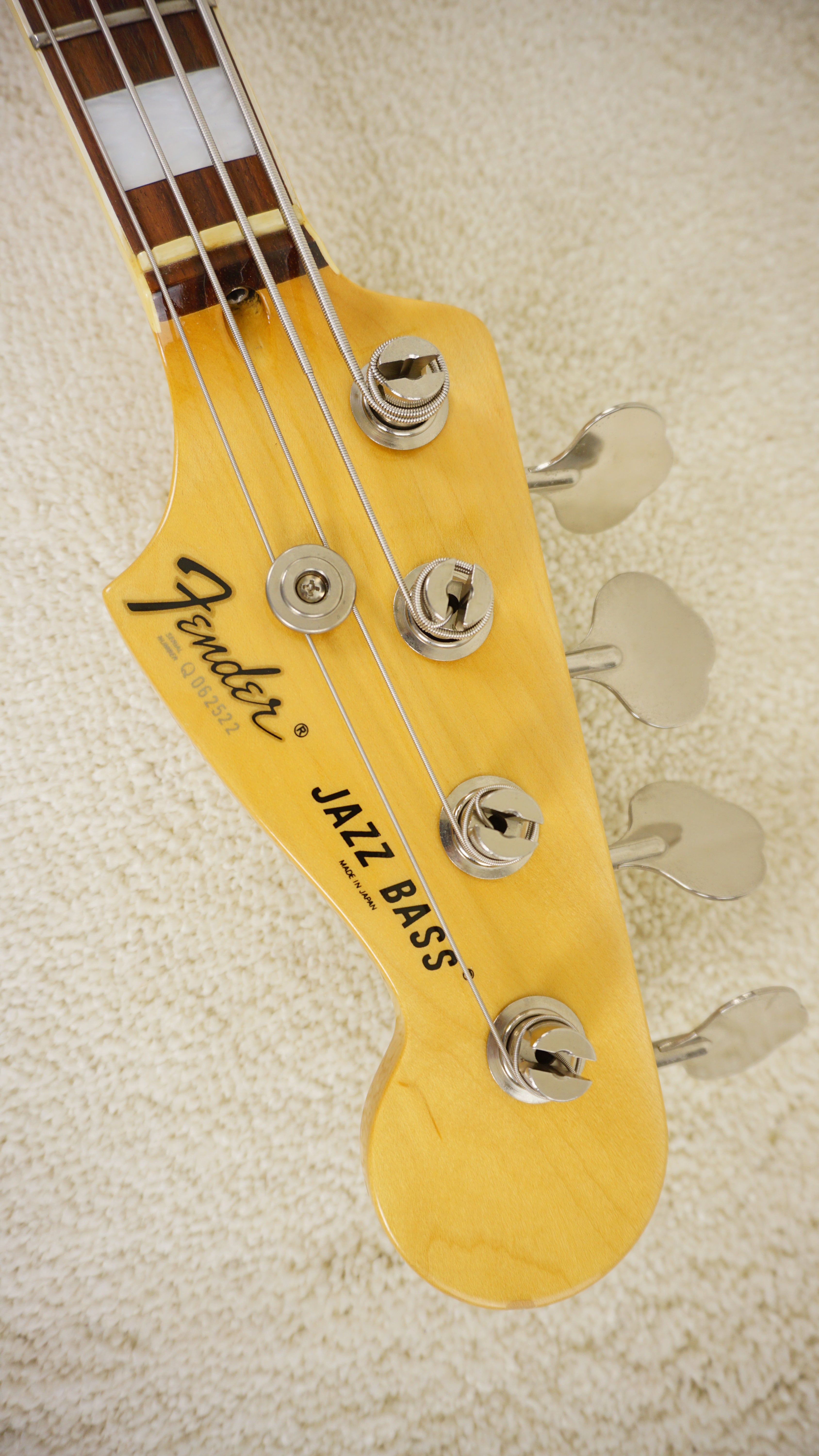 Fender Japan JB-75 Jazz Bass w/ Badass II Bridge – 3-Tone Sunburst 02-04