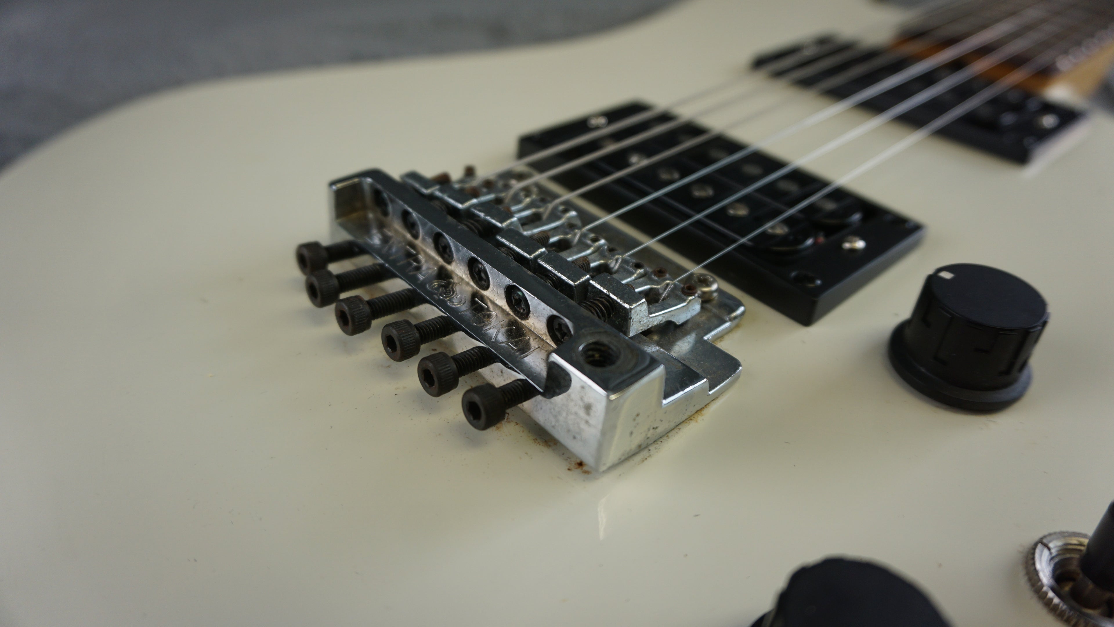 Tokai Strat Dinky Type 10 - White Japan
