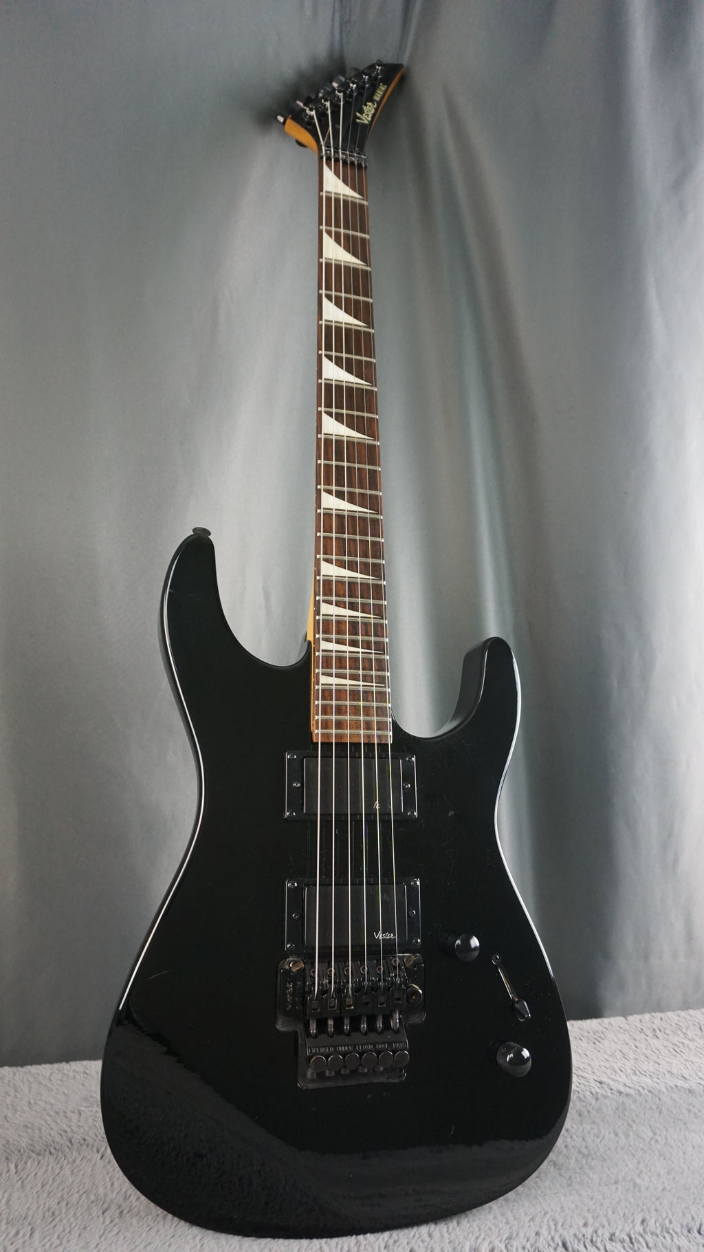 Vester Maniac Super Strat MIJ Floyd Rose Style Black HH