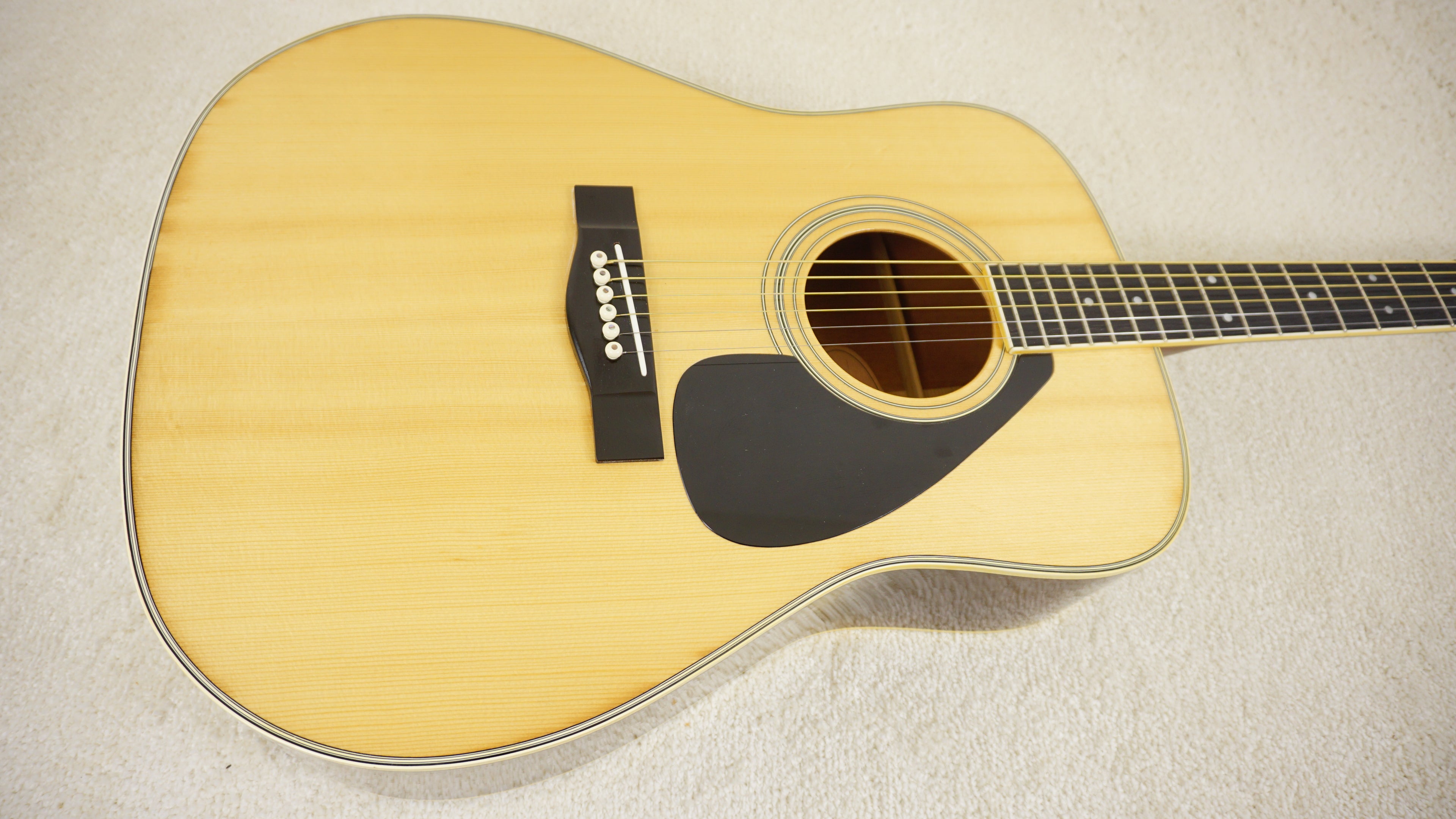 Yamaha FG-200D Dreadnought Acoustic Guitar MIJ Japan w/ Chipboard Case