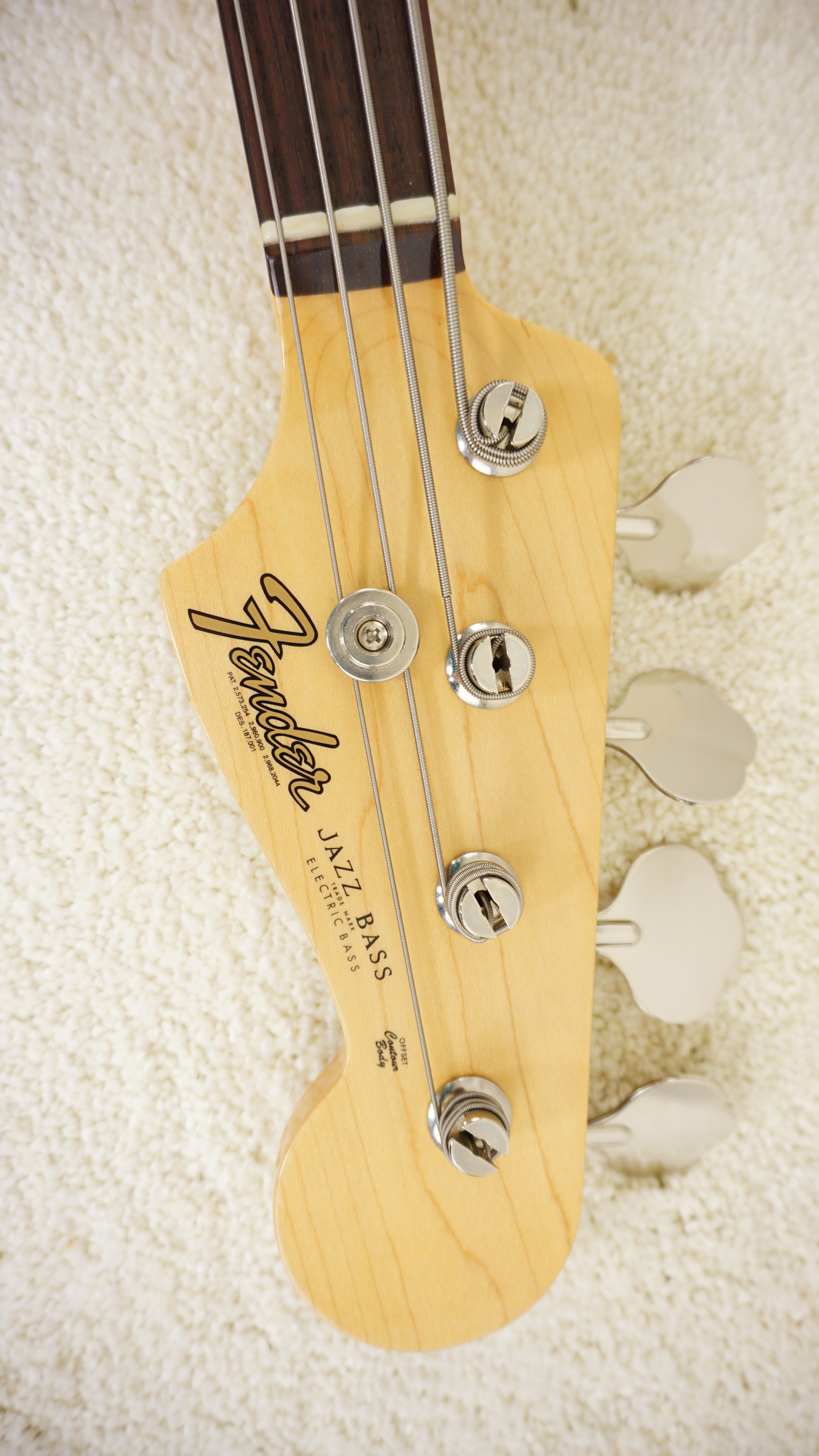 Fender Japan Traditional II ’60s Jazz Bass Stardust Blue Limited Edition