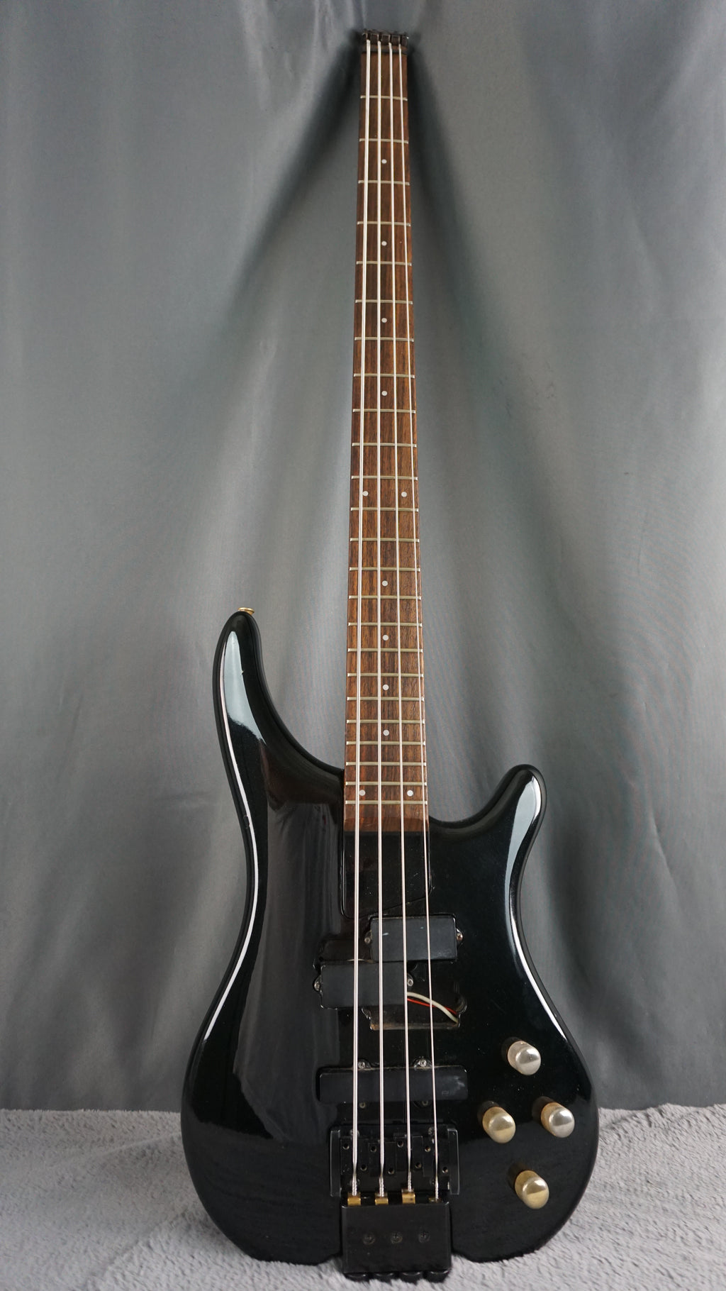 Fernandes Headless Bass MIJ Black w/ EMG PJ Pickups Vintage