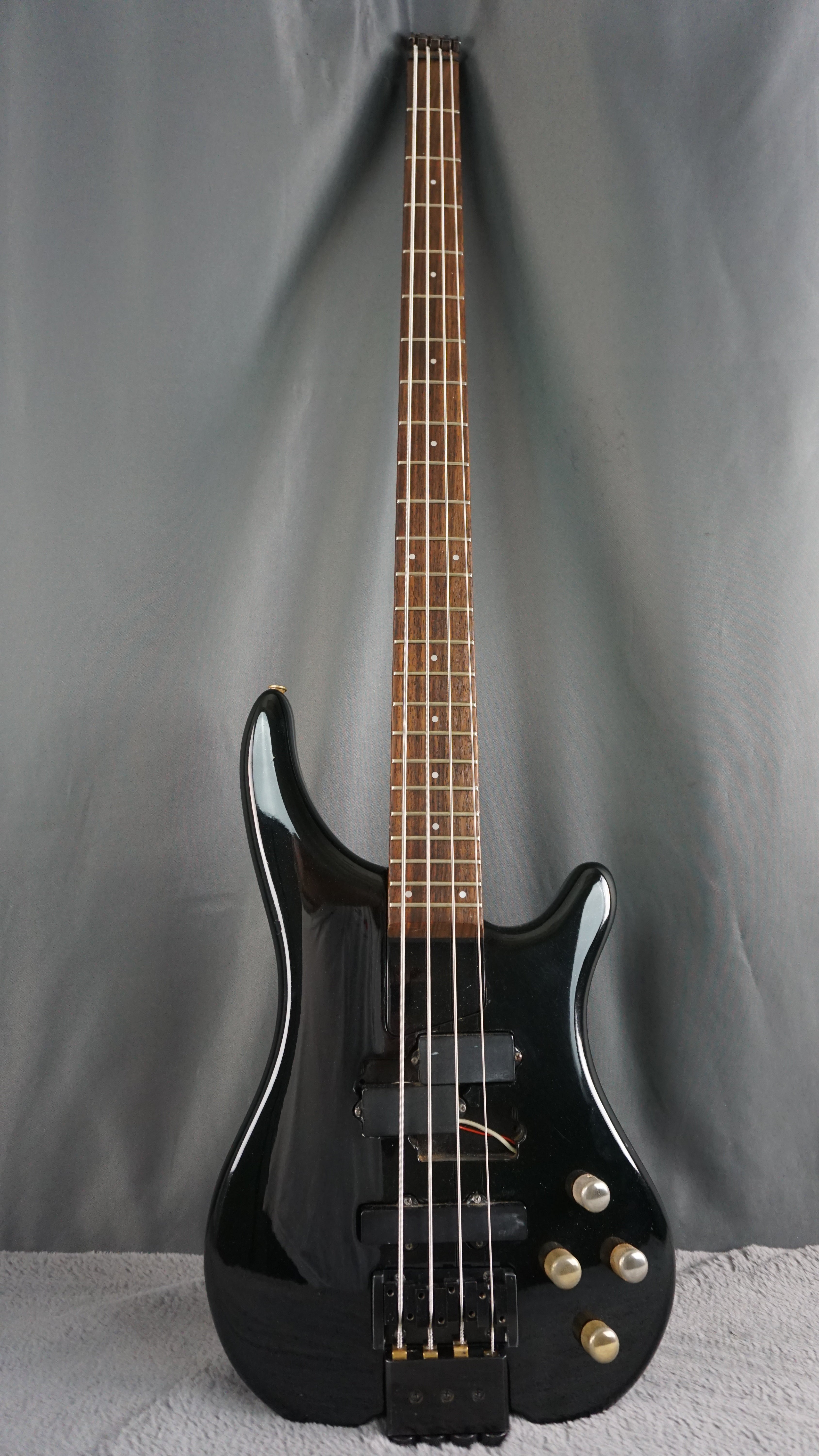 Fernandes Headless Bass MIJ Black w/ EMG PJ Pickups Vintage