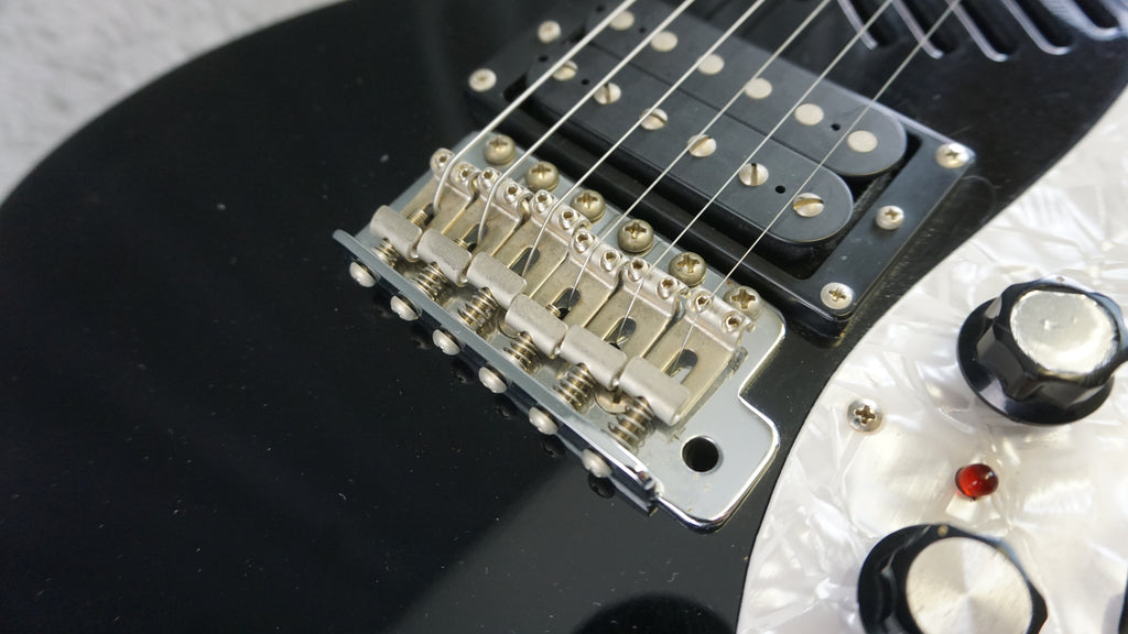 Marine Rider Mosrite Ventures Model with Built In Amp Black