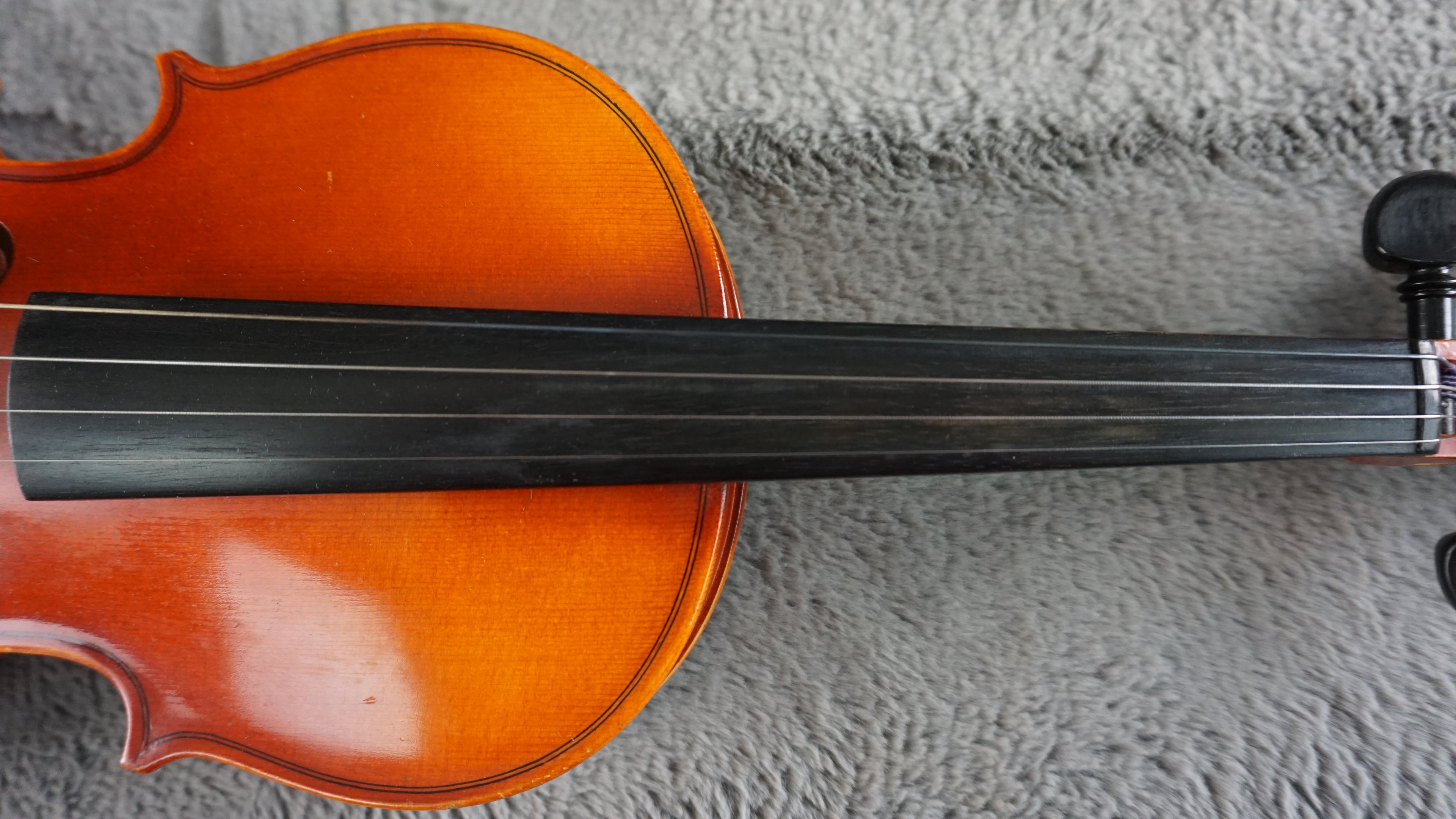 Suzuki No. 280 3/4 Violin Outfit w/ Bow & Hard Case