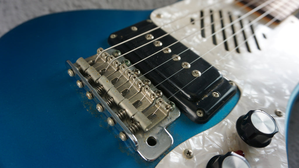 MarineRider Mosrite Ventures Model w/ Built In Amp - Blue