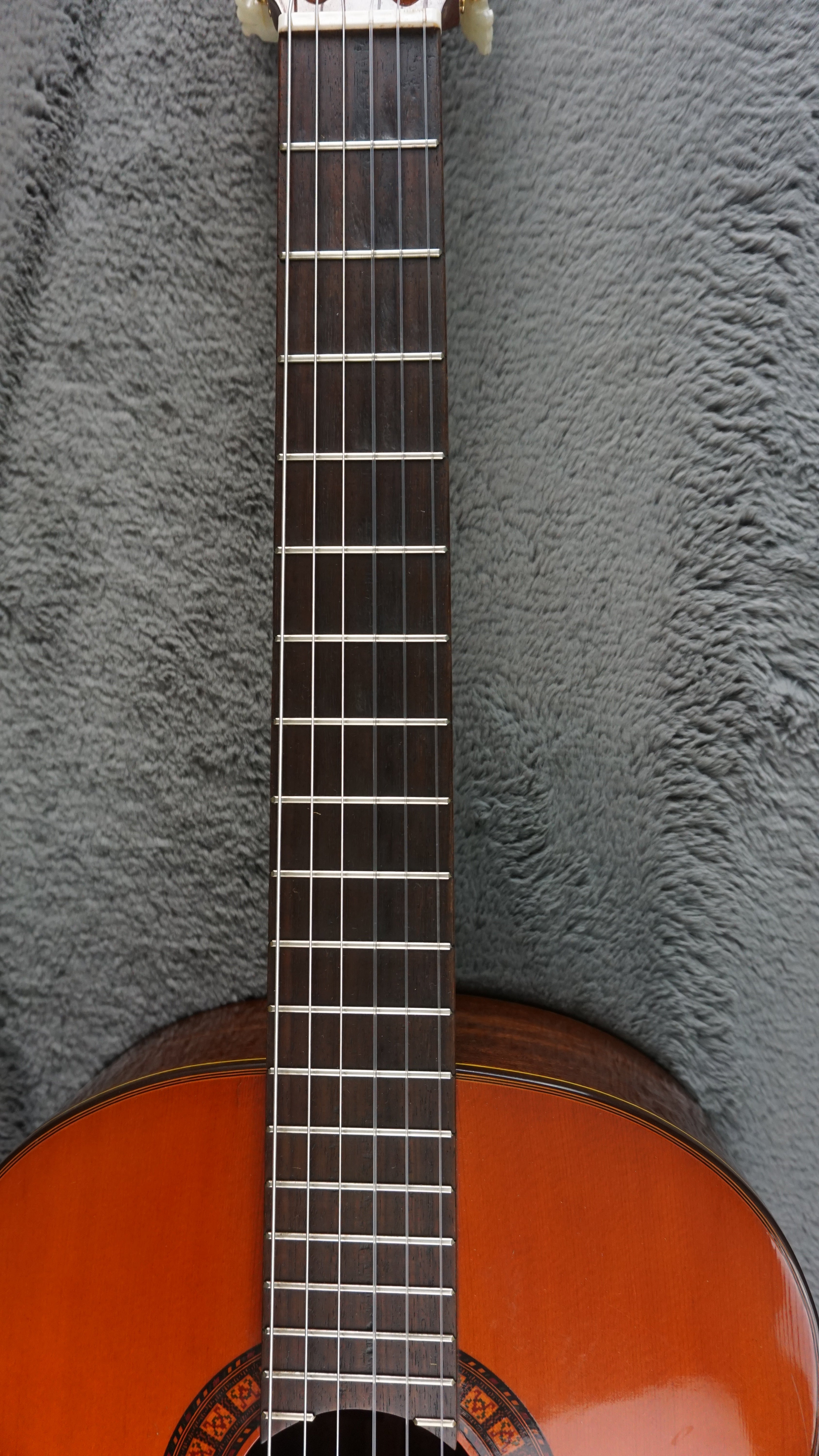 Kasuga G-314 Classical Acoustic Guitar Made in Japan w/ Hard Case