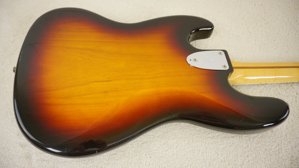 Fender Japan JB-75 Jazz Bass w/ Badass II Bridge – 3-Tone Sunburst 02-04