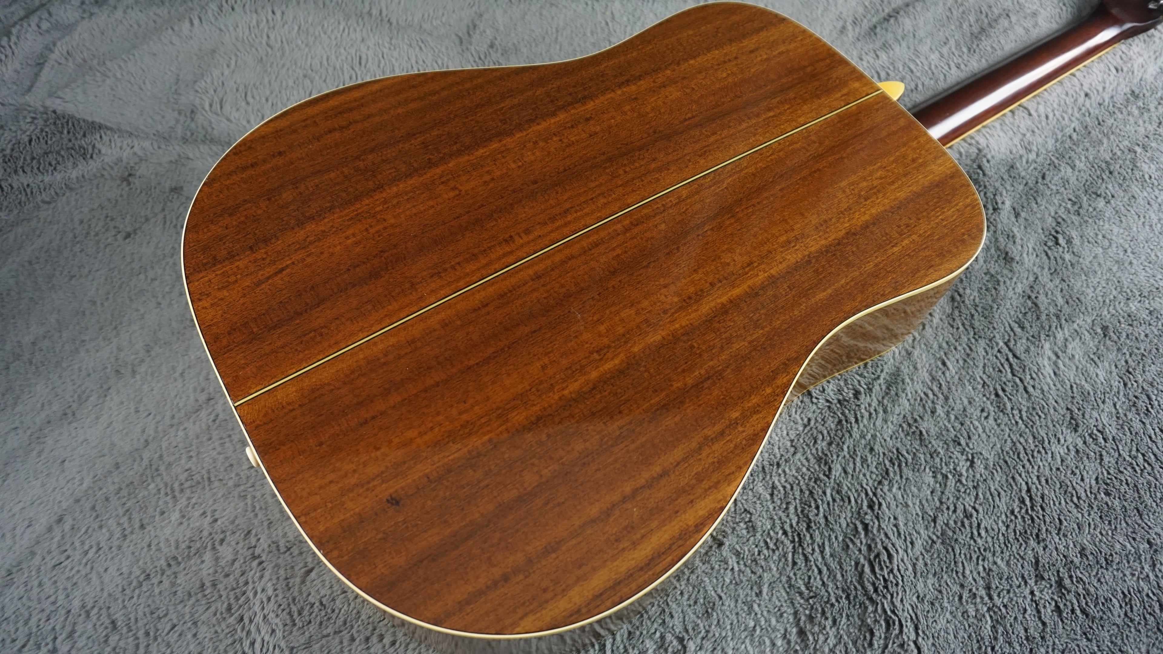 Morris MD-505 Vintage MIJ Dreadnought Acoustic Guitar w/ Hard Case