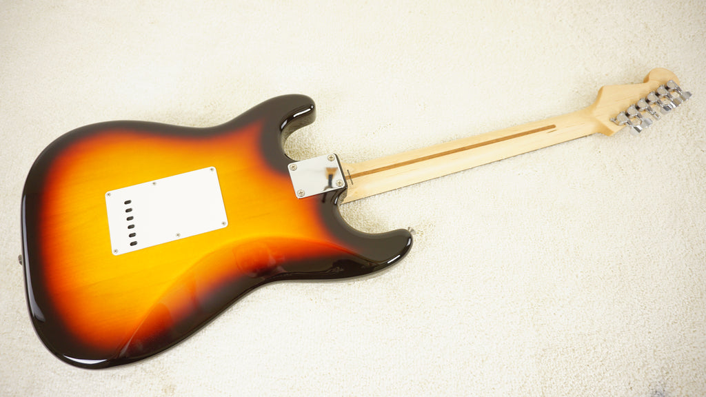 Fender Japan Stratocaster 2014 - 3-Color Sunburst