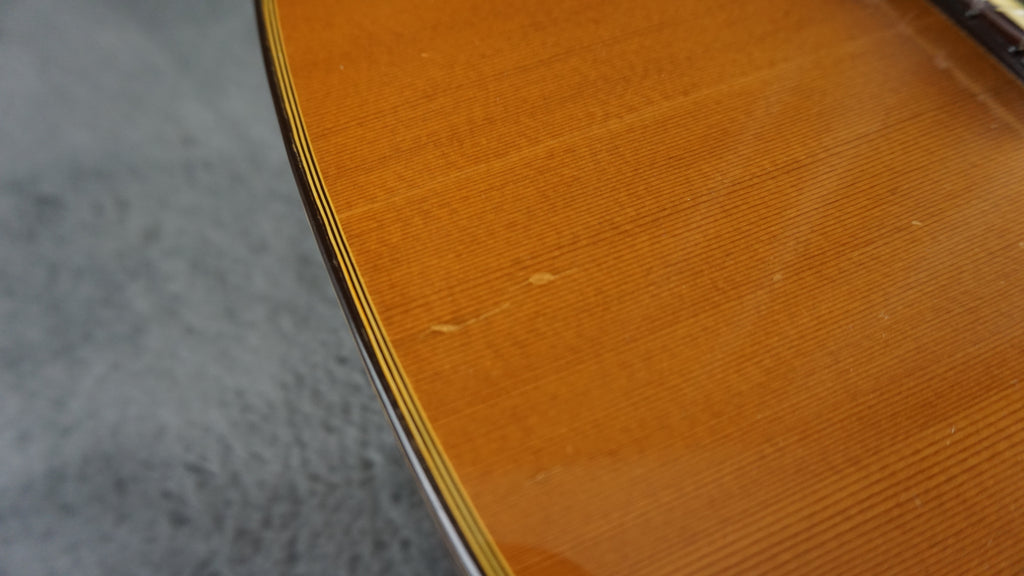 Ryoji Matsuoka M65 Japan Classical Guitar w/ Chipboard Case