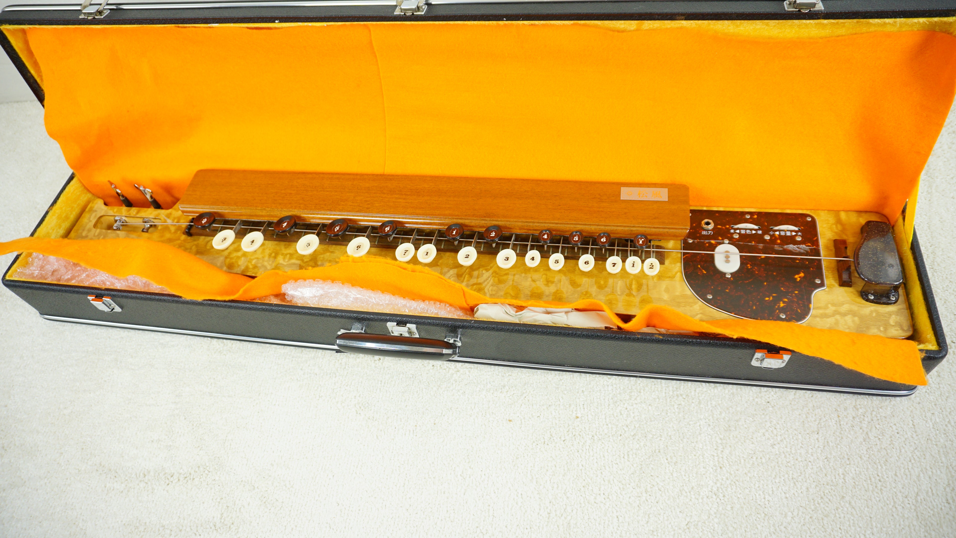 Shofu Matsukaze Electric Taishogoto Harp Japan Keyboard String Instrument w/ Hard Case