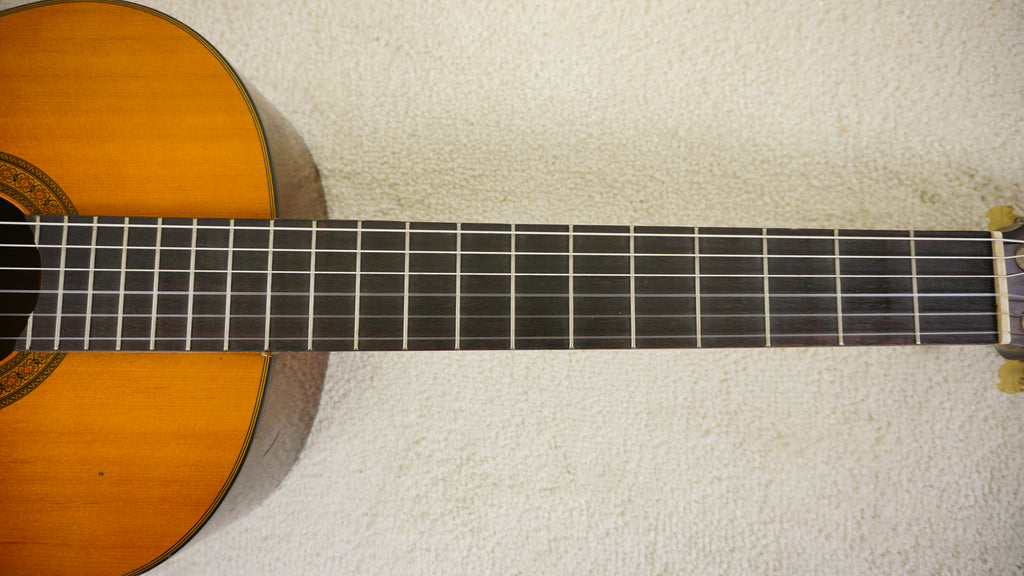 Yamaha C-150 Classical Guitar w/ Hard Case – Made in Japan