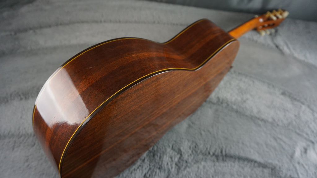 Kasuga G-314 Classical Acoustic Guitar Made in Japan w/ Hard Case