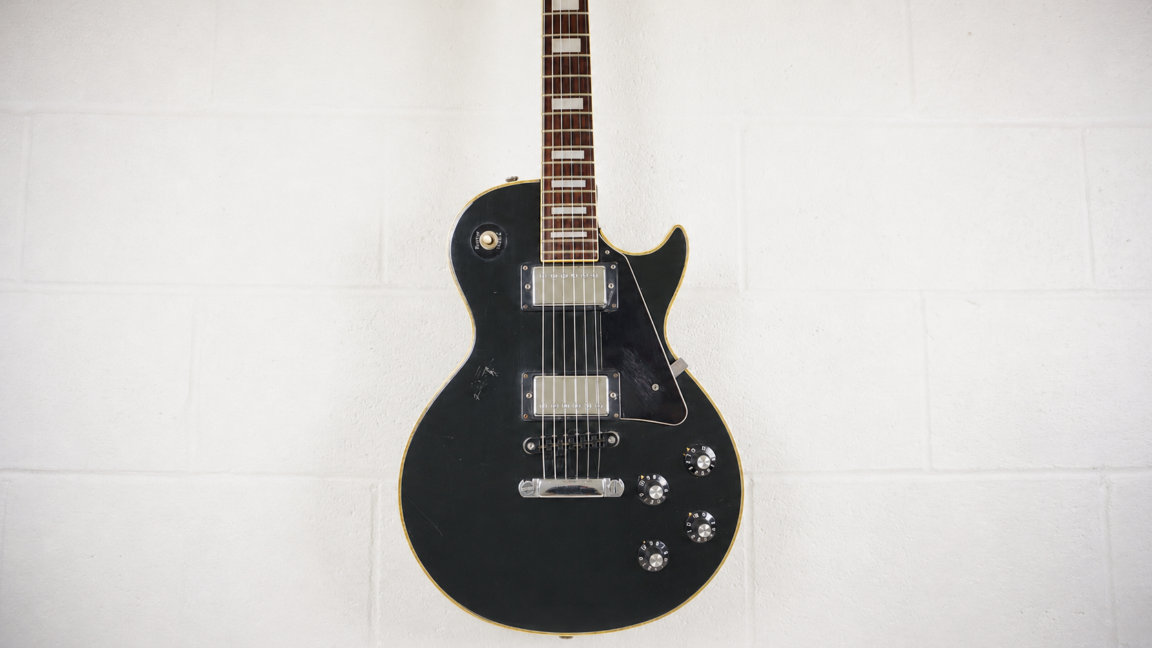 Vintage Lawsuit Single Cut Electric Guitar Black MIJ Japan