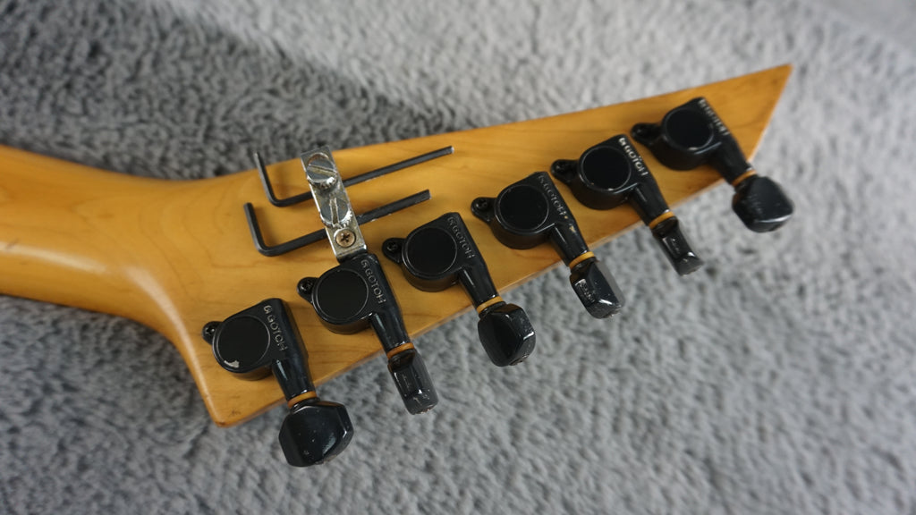 Vester Maniac Super Strat MIJ Floyd Rose Style Black HH