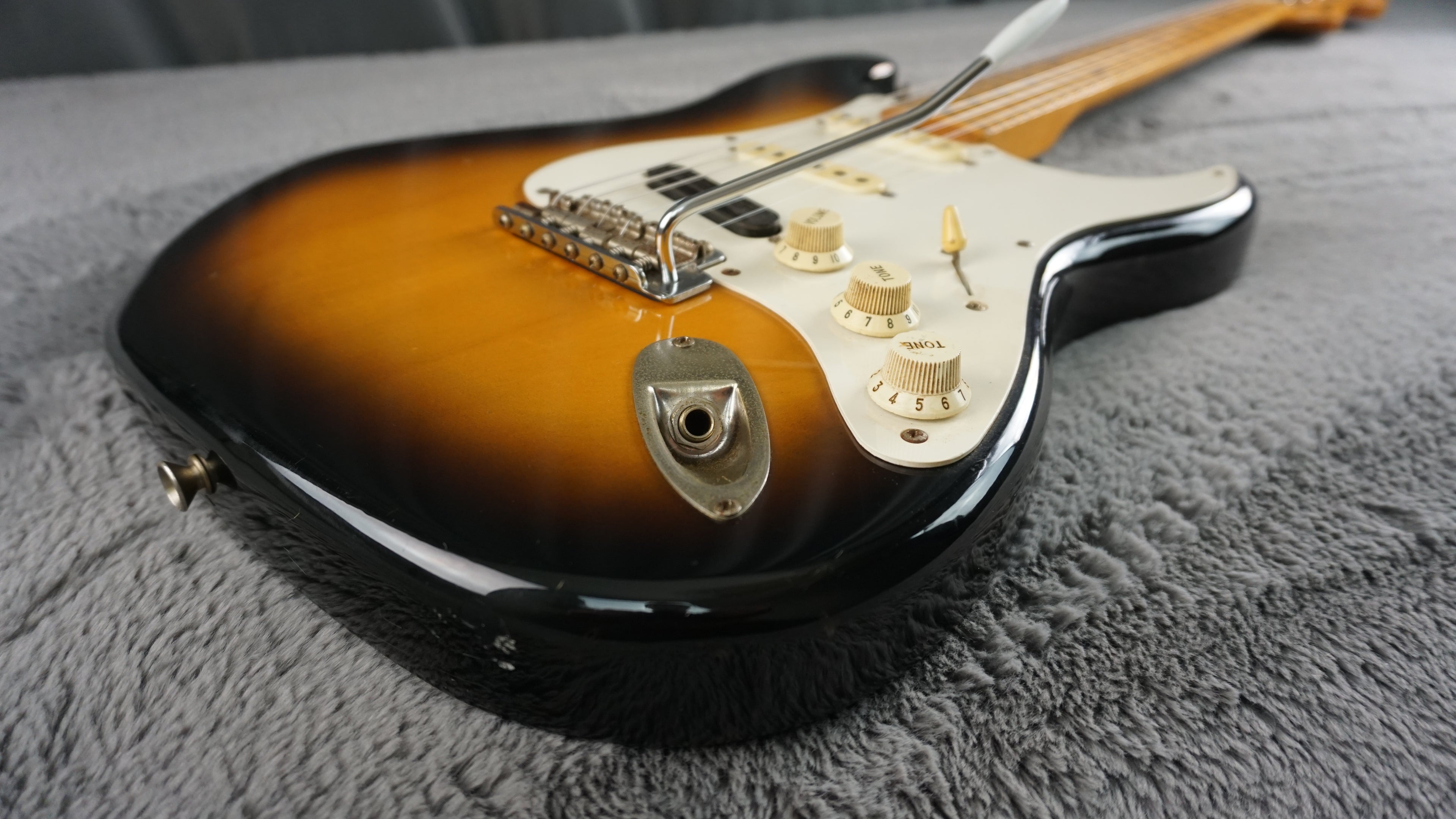 1987 MIJ Squier Stratocaster Fujigen E-Series Sunburst w/ ESP Rail Pickup & Fender Case