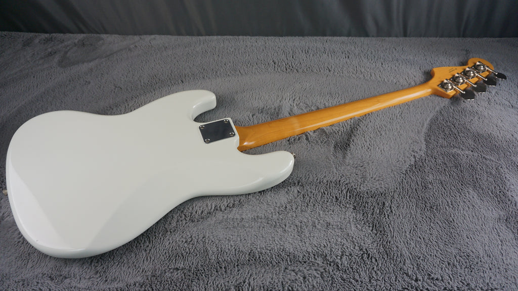Fender Traditional II 60s Jazz Bass 2022 MIJ Olympic White w/ Rosewood Board