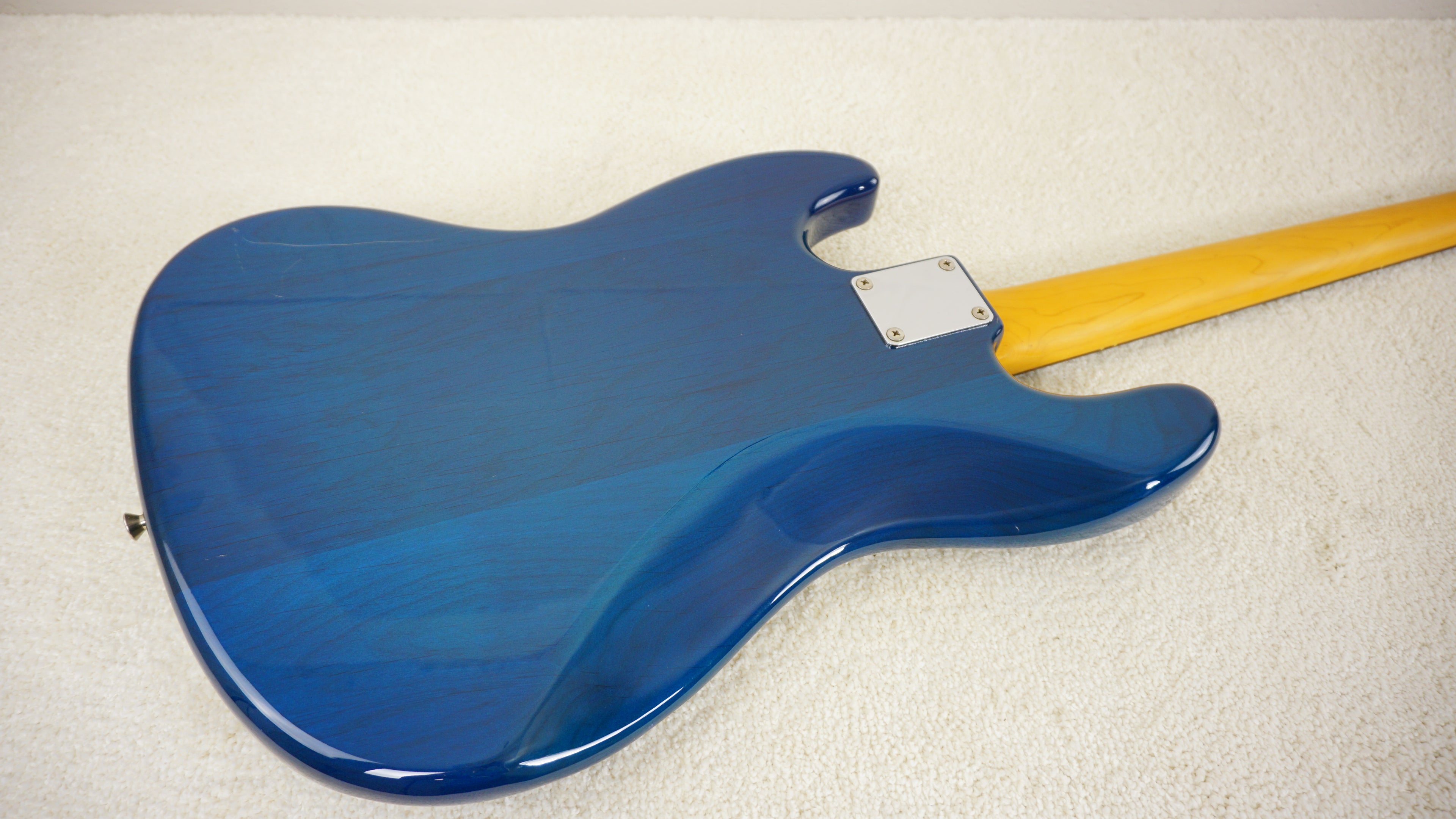 Fender Japan Jazz Bass 62 Reissue PJ Pickups - Badass Bridge - Translucent Blue - Matching Headstock