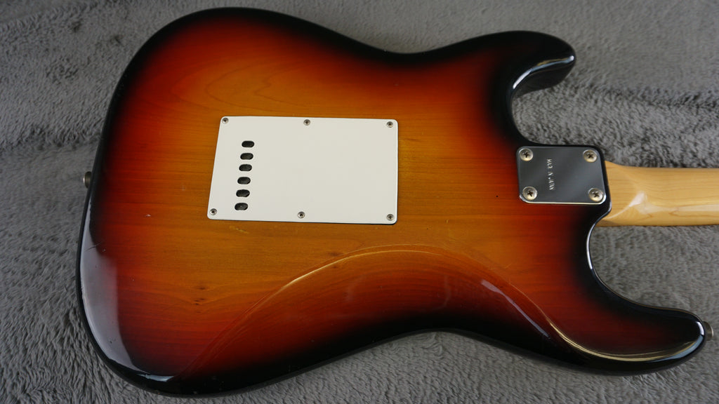 Hisous Excellent Guitar Vintage S Style Sunburst w/ Fernandes Case Japan