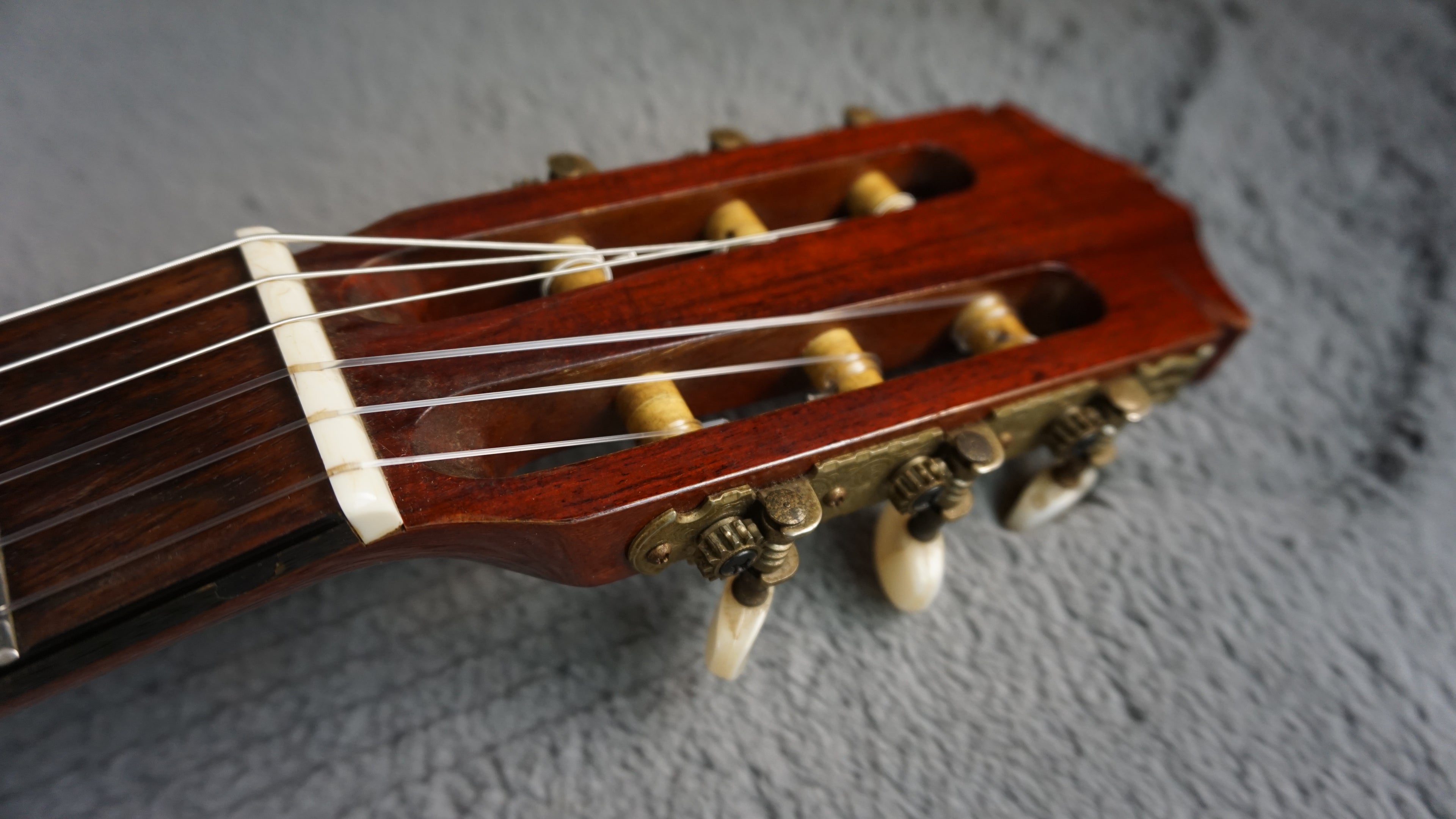 Morris M-15 Classical Nylon String Guitar Made in Japan w/ Gig Bag
