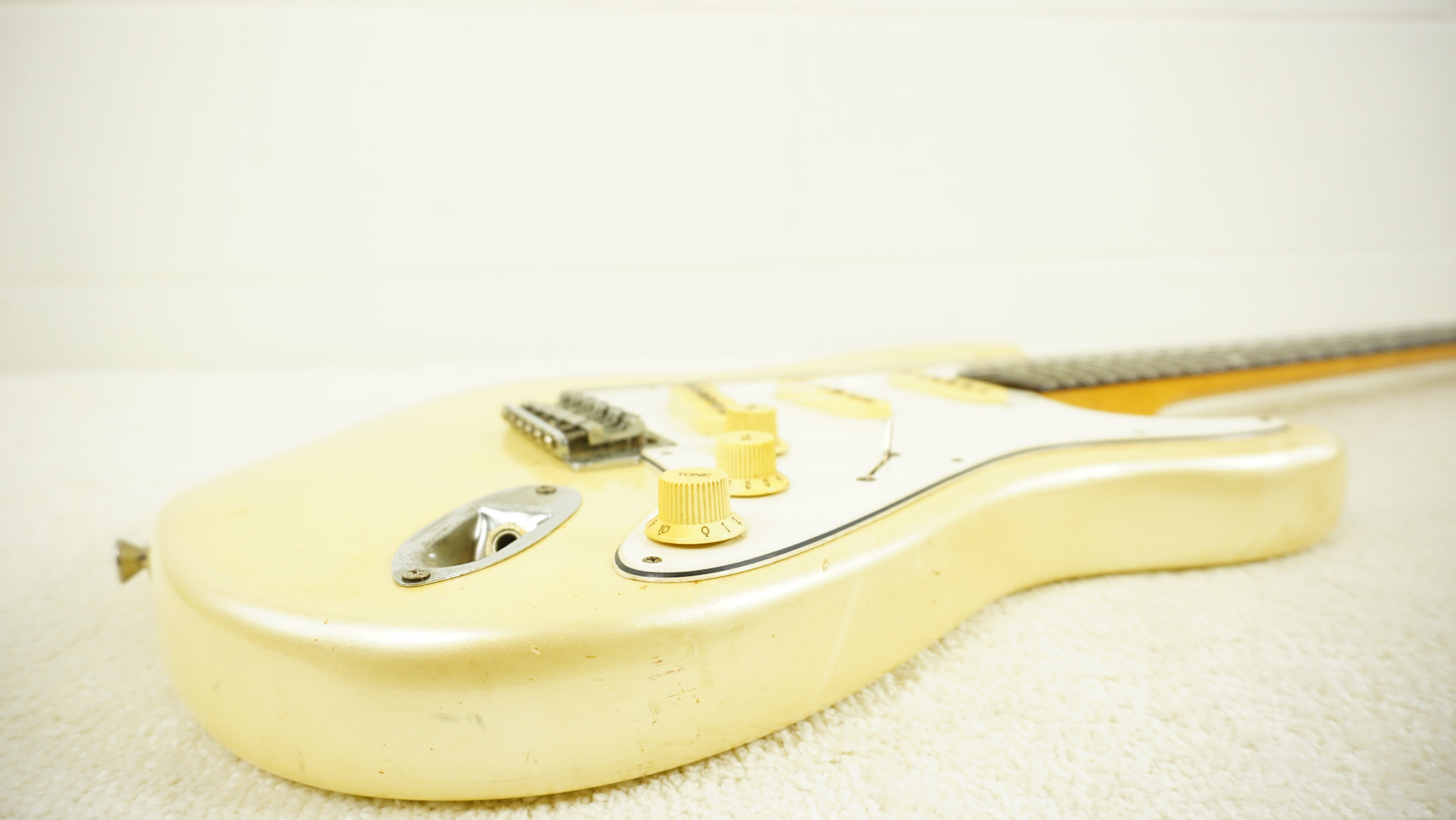 1985 Squier by Fender SST-30 Stratocaster MIJ