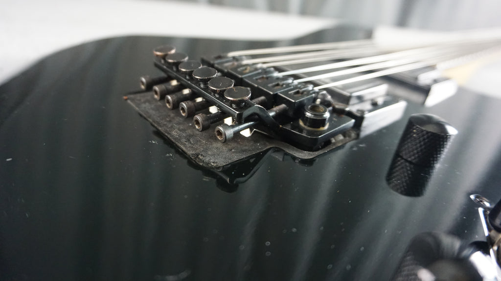 Vester Maniac Super Strat MIJ Floyd Rose Style Black HH