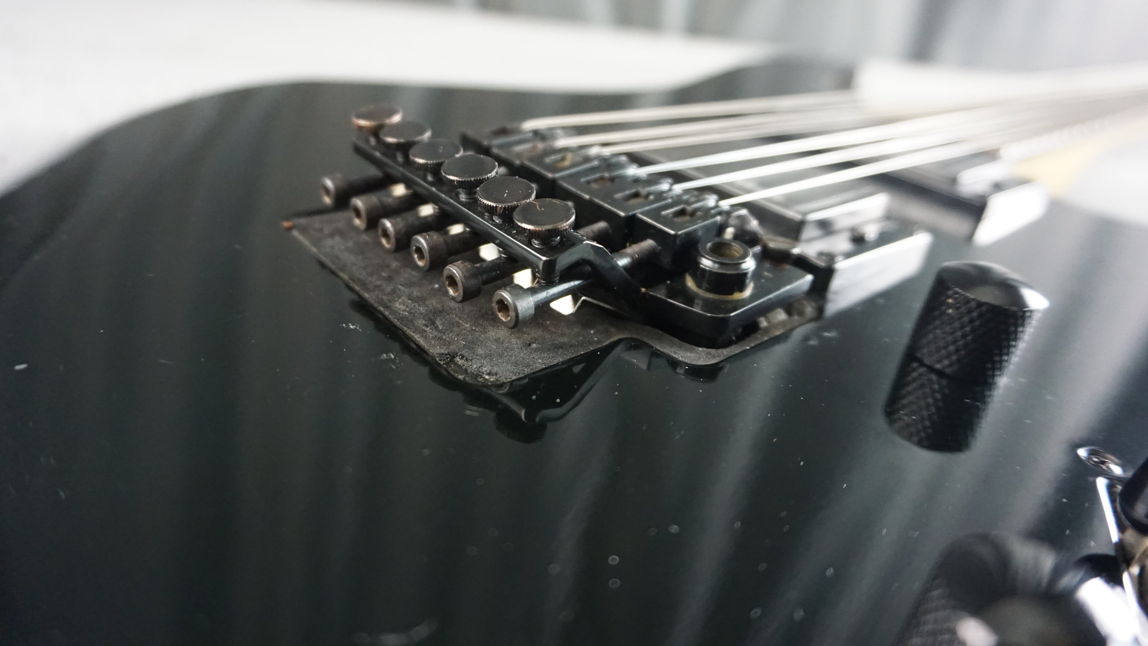 Vester Maniac Super Strat MIJ Floyd Rose Style Black HH