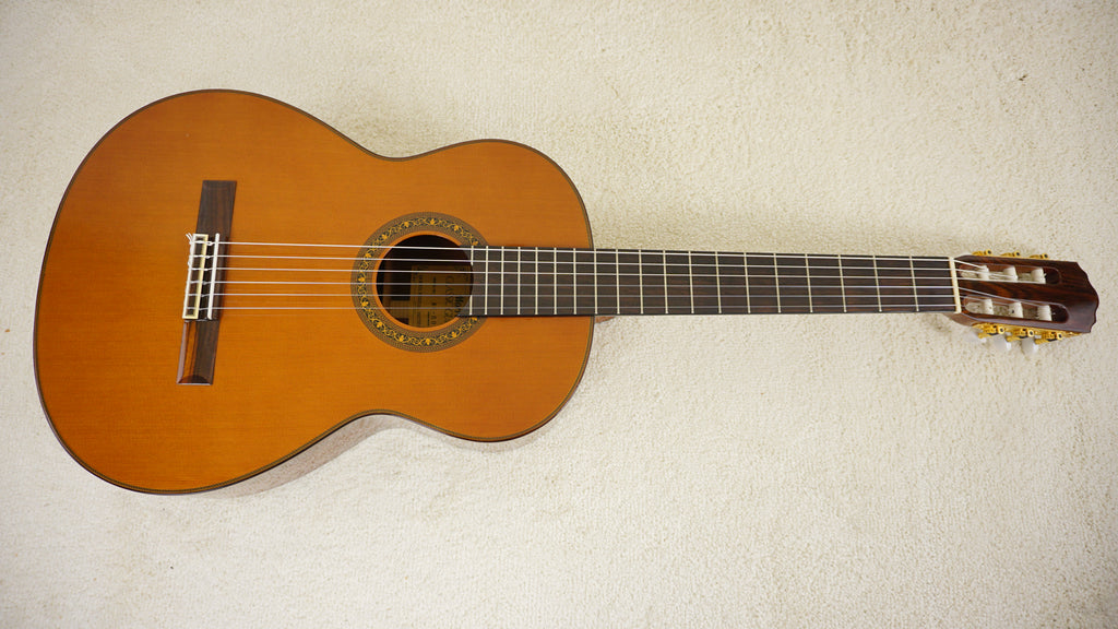 Morris MC-50 Classical Guitar Made in Japan w/ Hard Case