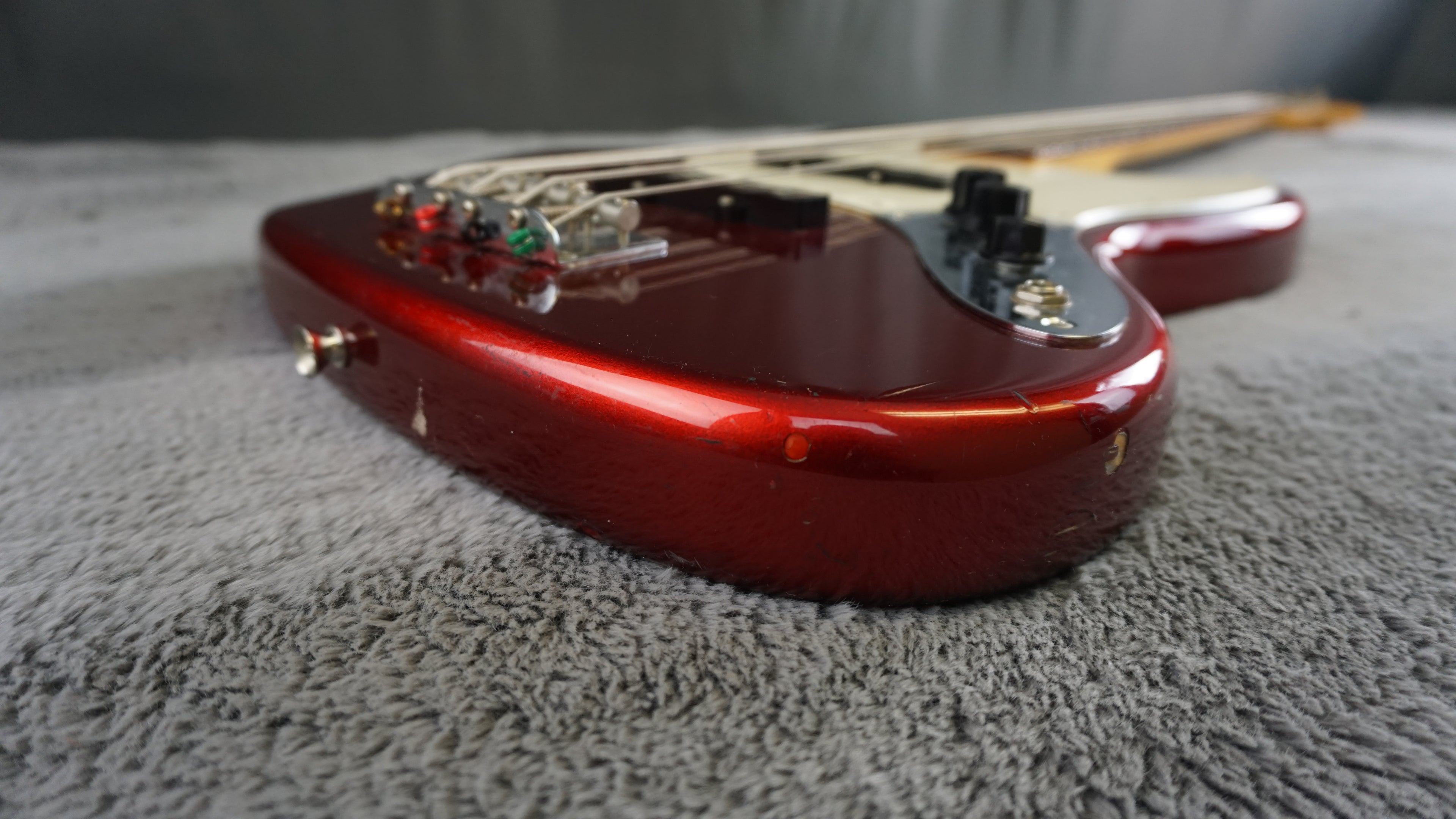 94-95 Fender Japan Jazz Bass Candy Apple Red w/ Gig Bag