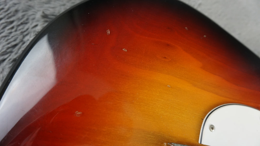 Hisous Excellent Guitar Vintage S Style Sunburst w/ Fernandes Case Japan
