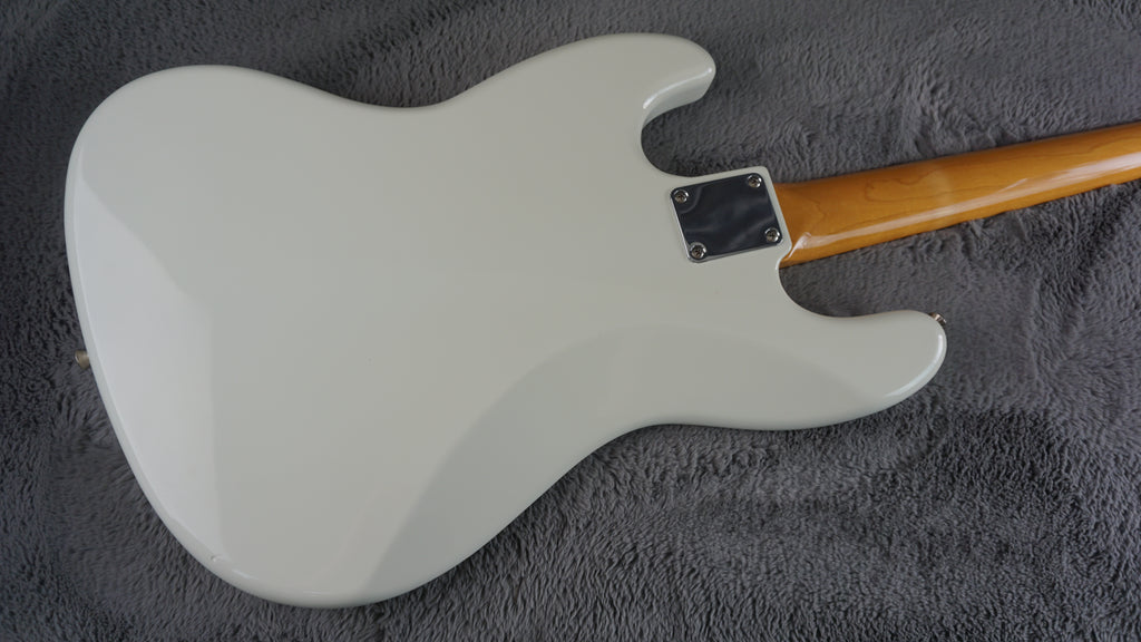Fender Traditional II 60s Jazz Bass 2022 MIJ Olympic White w/ Rosewood Board