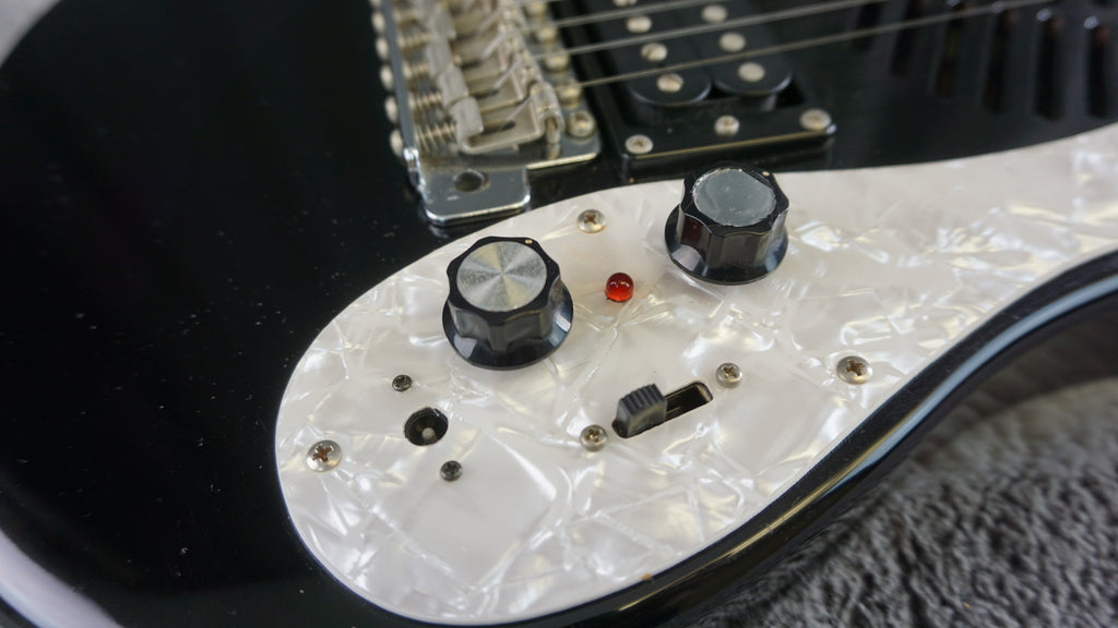 Marine Rider Mosrite Ventures Model with Built In Amp Black