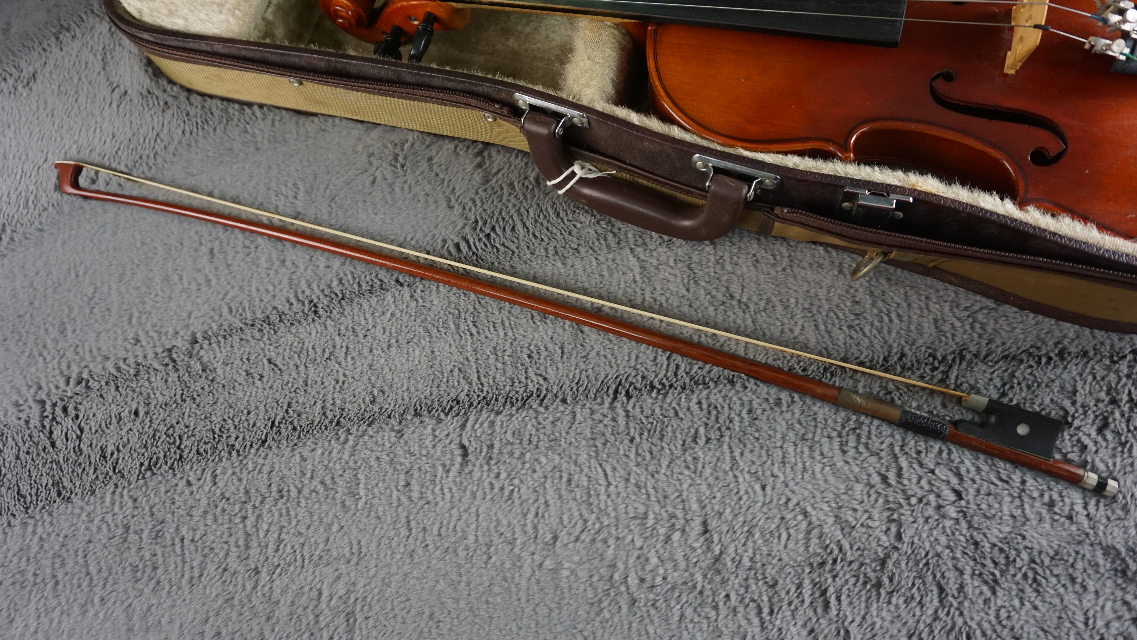 Suzuki No. 200 3/4 Violin 1996 w/ Case & Bow