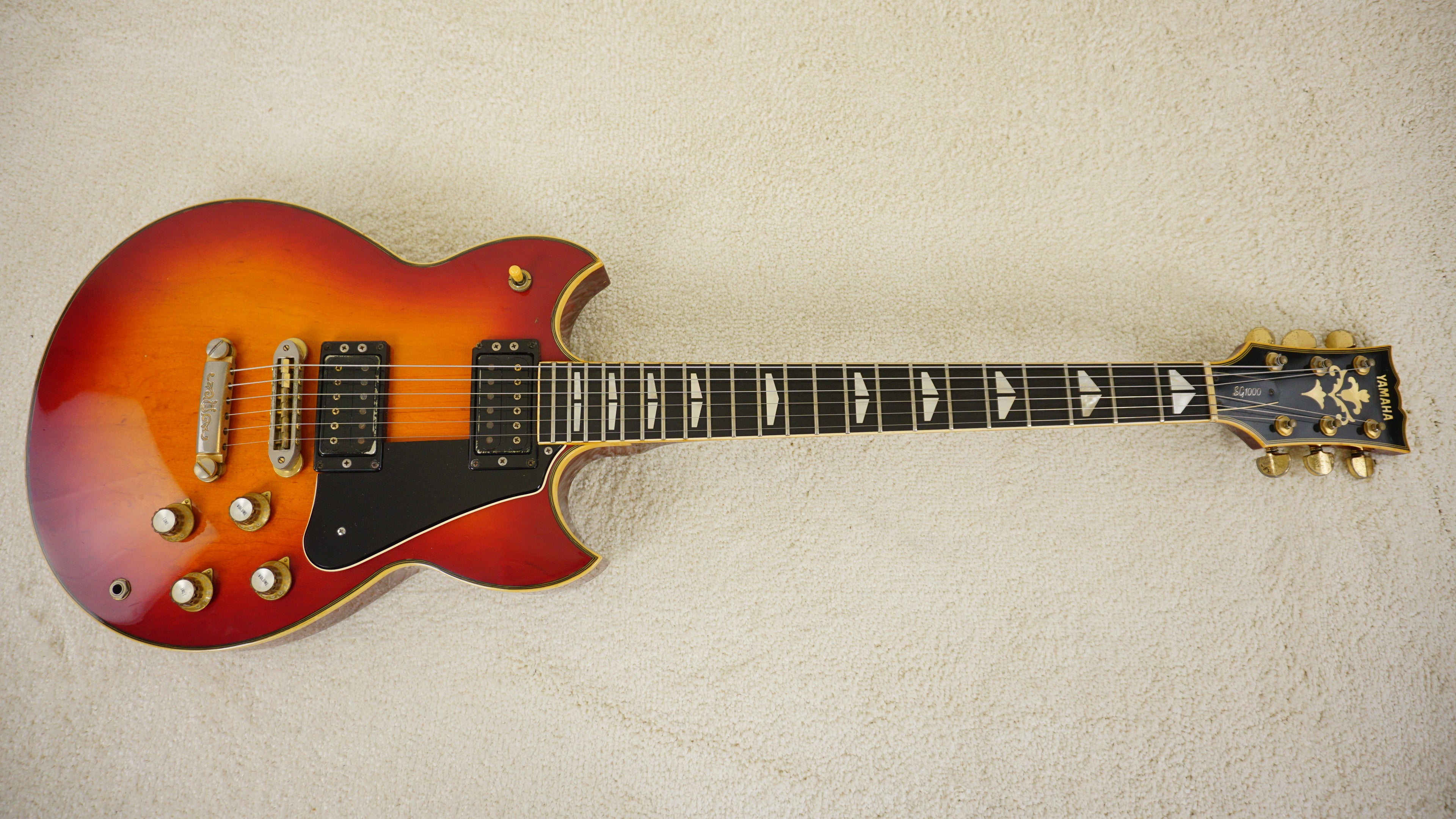 1981 Yamaha SG1000 CS Cherry Sunburst – Made in Japan