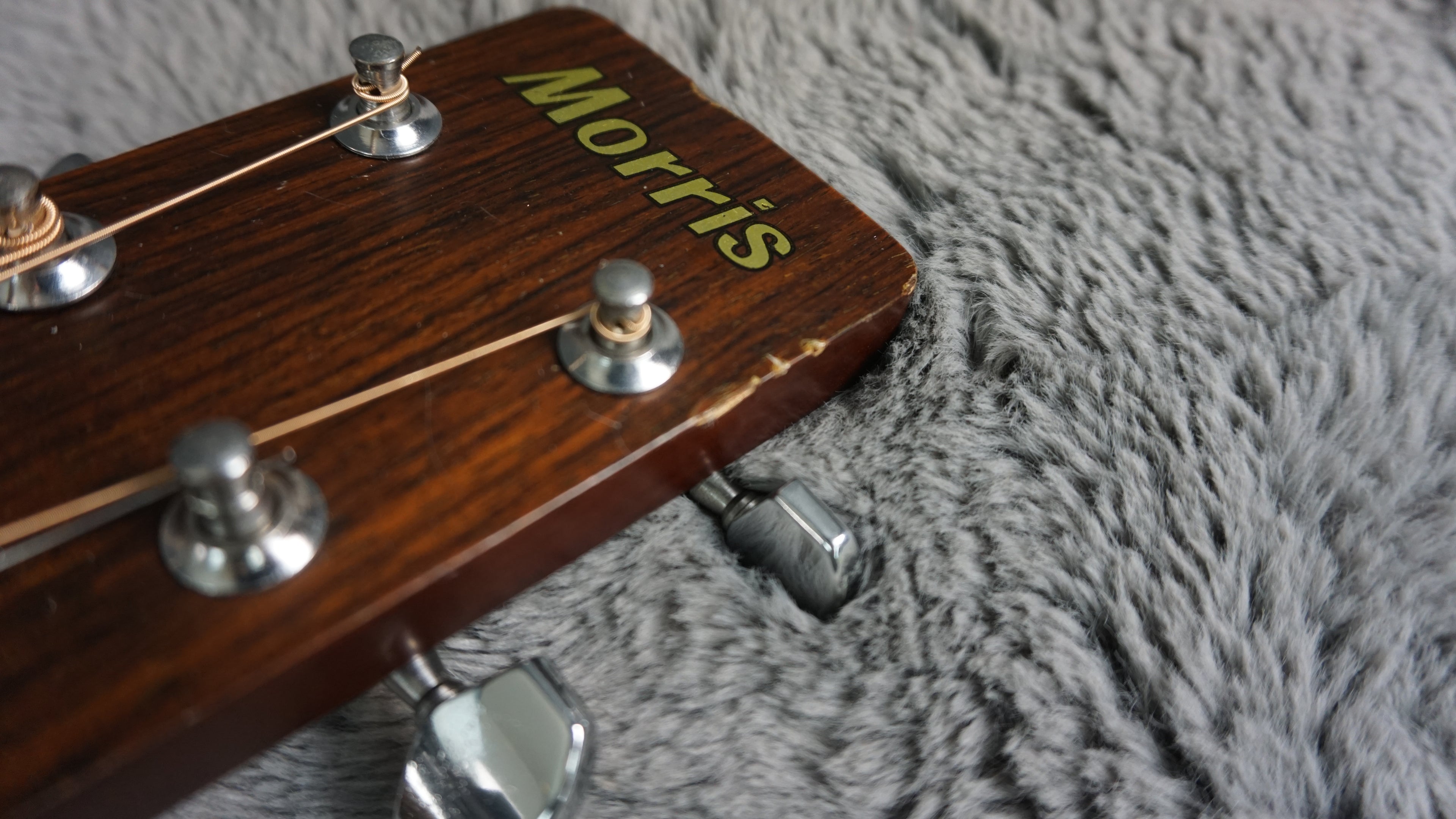 Morris MD-505 Vintage MIJ Dreadnought Acoustic Guitar w/ Hard Case