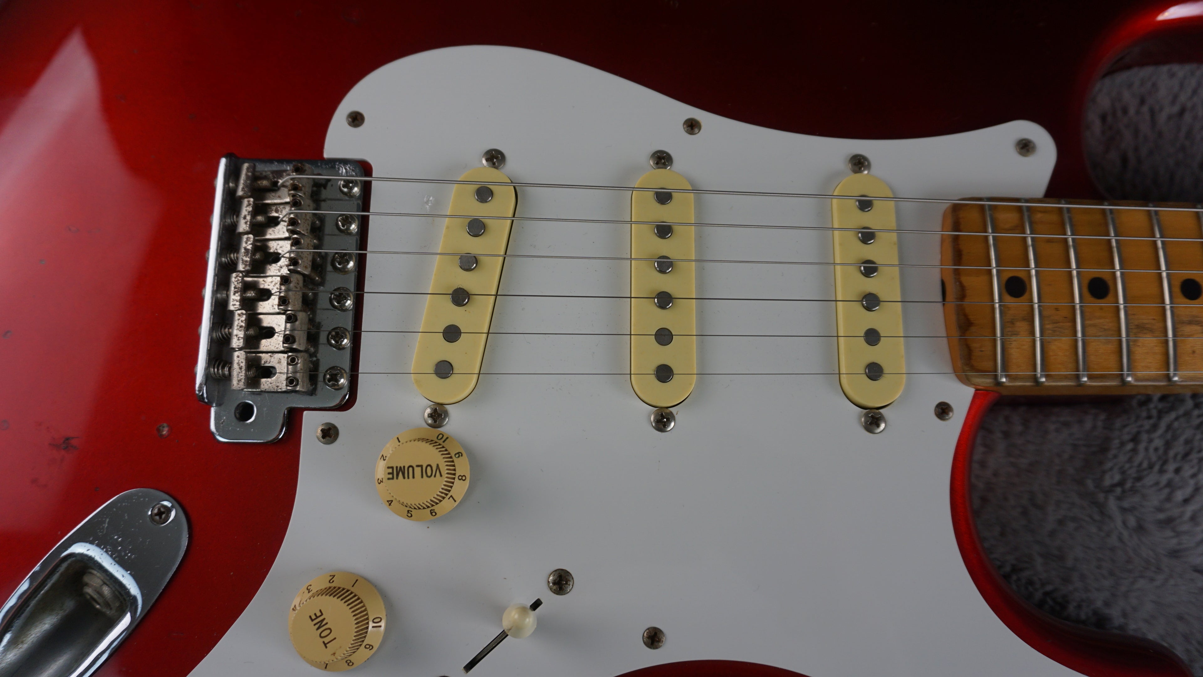 Fender Japan ST57-500 Stratocaster 1989 Candy Apple Red