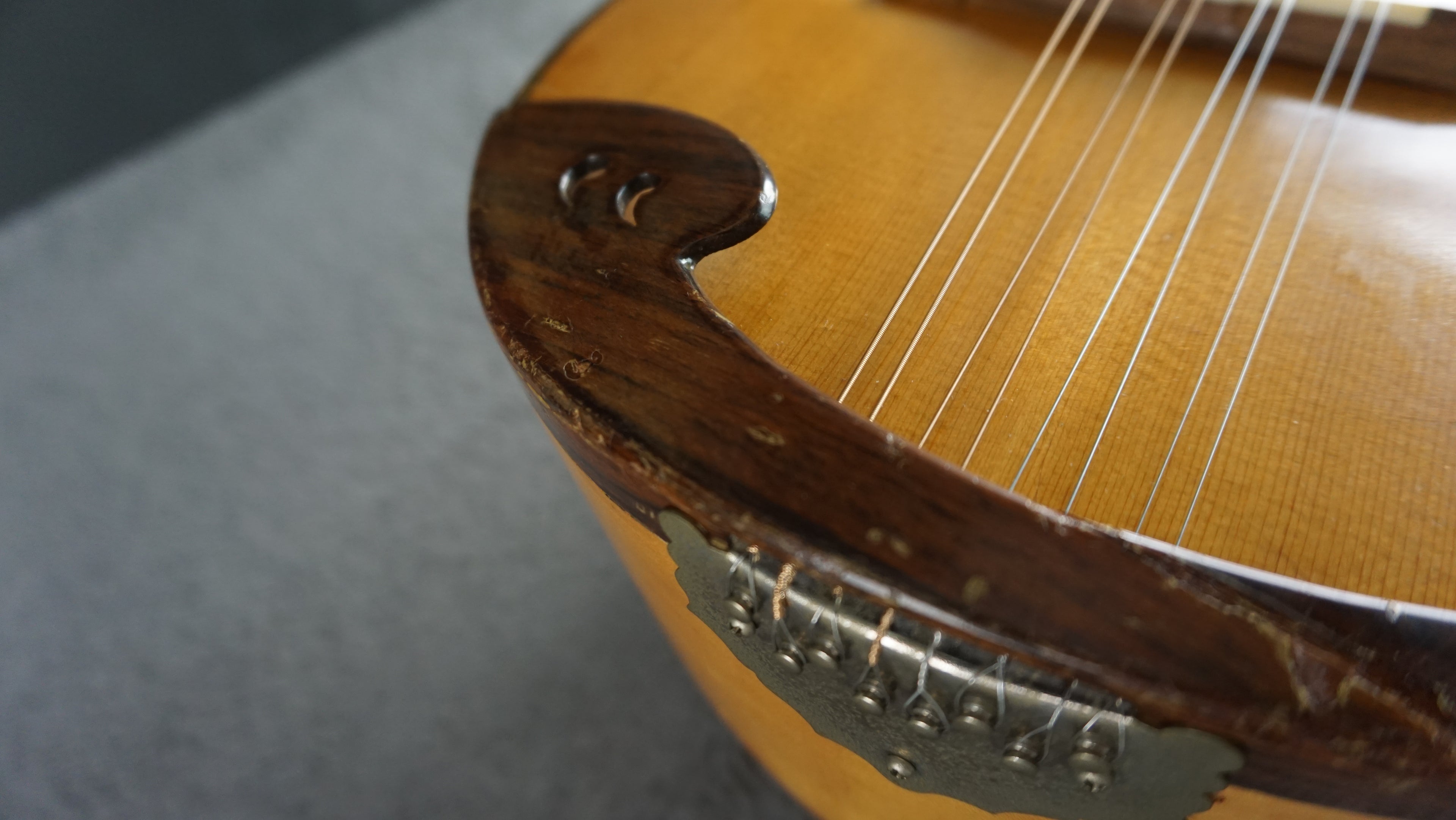 Suzuki MD-4 Bowl Back Mandolin Japan w/ Hard Case