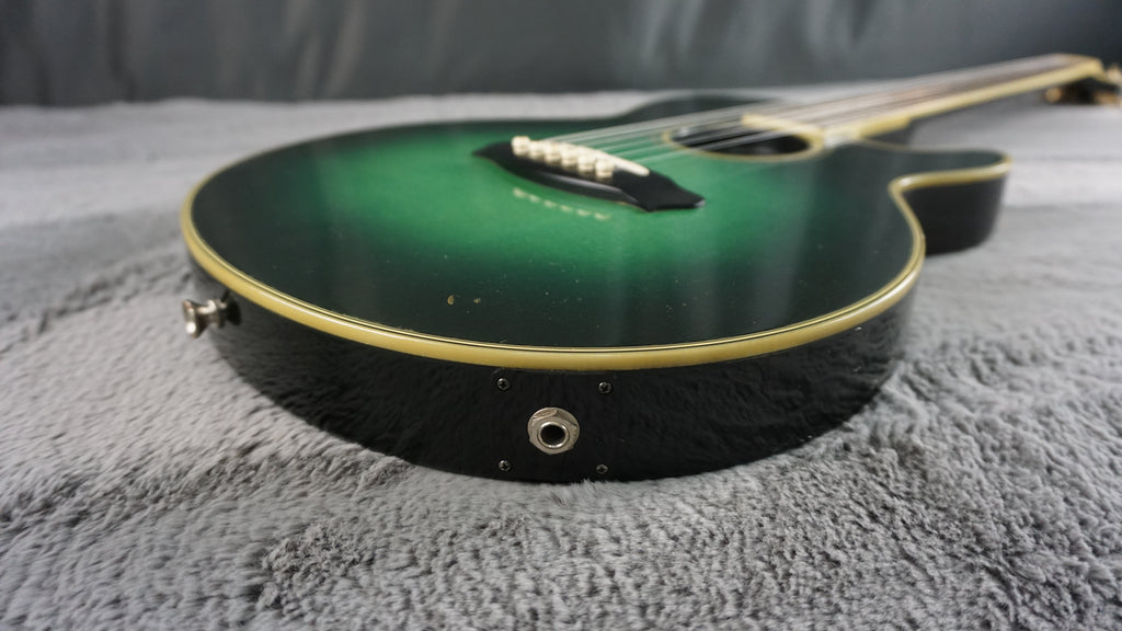 Morris Groovin' - Green - Japan Acoustic Guitar