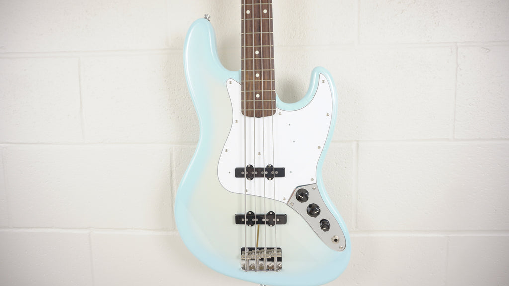 Fender Japan Traditional II ’60s Jazz Bass Stardust Blue Limited Edition