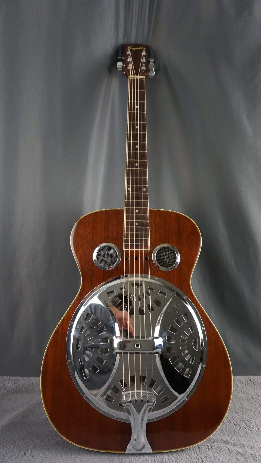 Suzuki Round Neck Resonator Style Acoustic Guitar w/ Gig Bag Japan