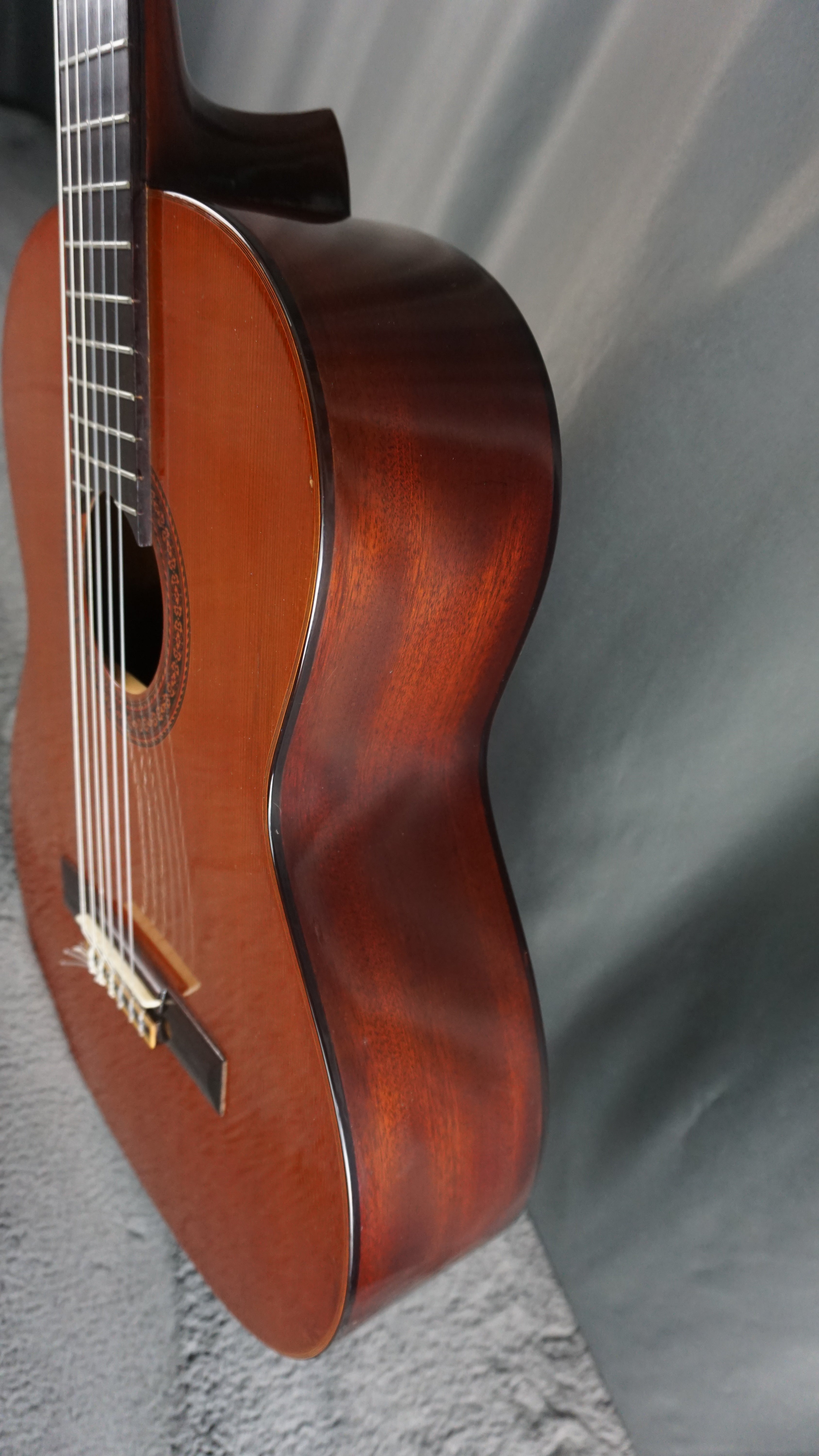 1972 Morris M-10 Classical Guitar – Made in Japan