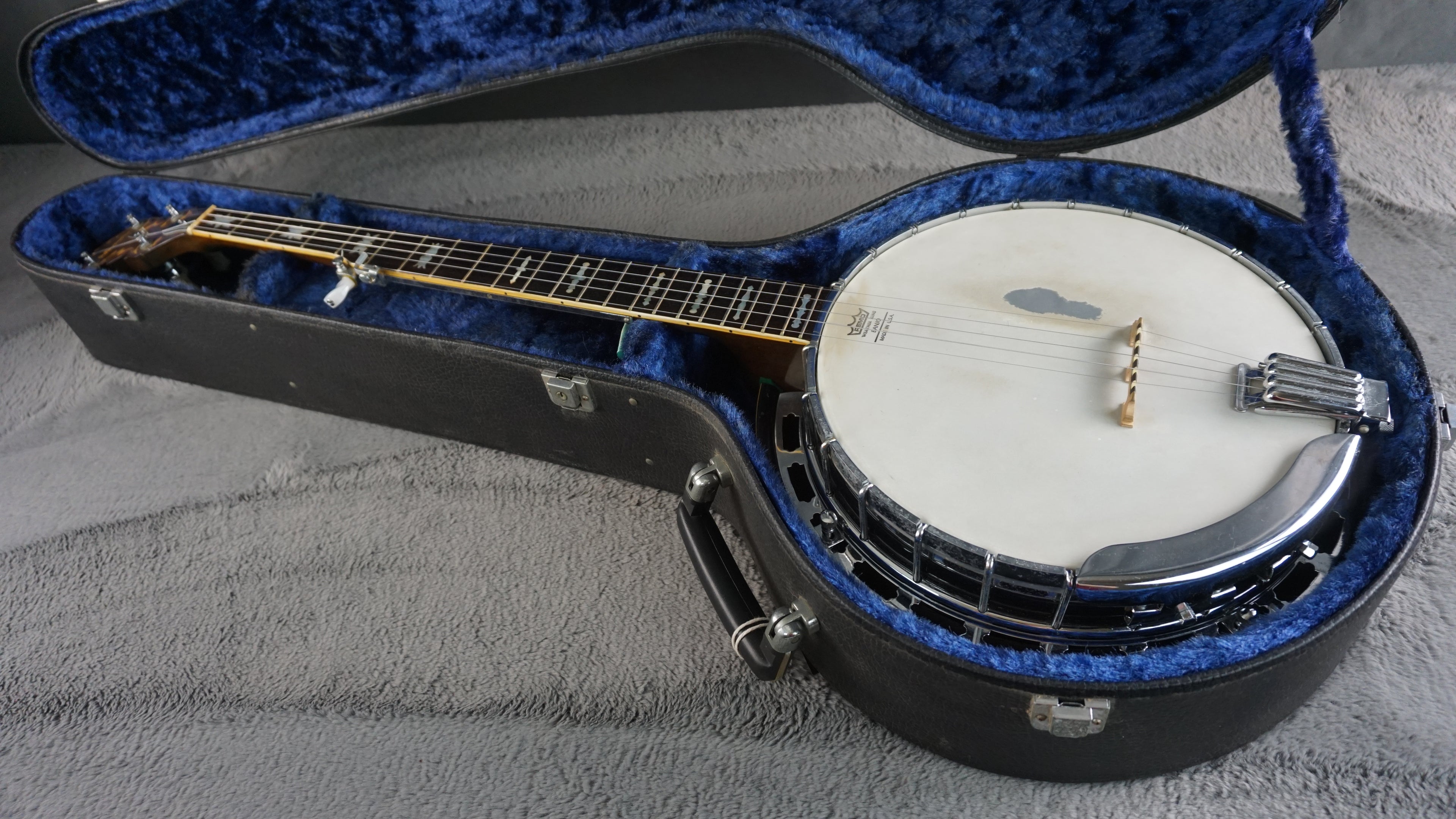 Morris 5-String Resonator Banjo w/ Hard Case