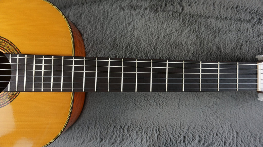 Vintage Abe Guitar Model 520 Classical Acoustic Guitar Japan w/ Hard Case