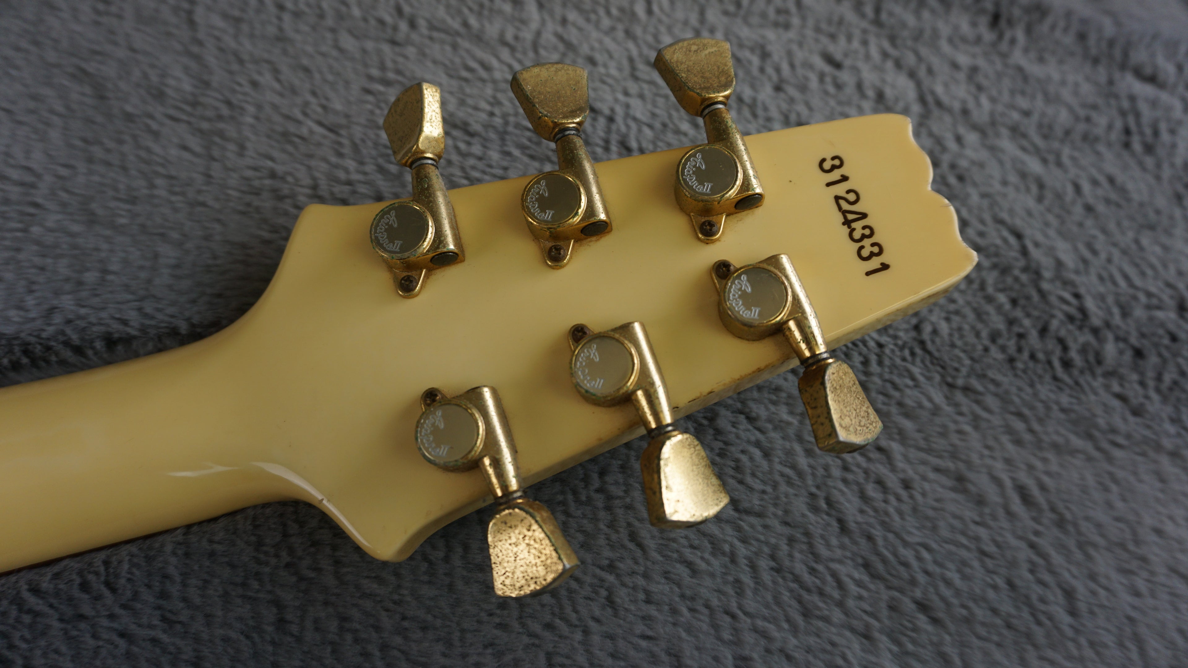 Aria Pro II PE-R80 Made in Japan Electric Guitar Ivory White