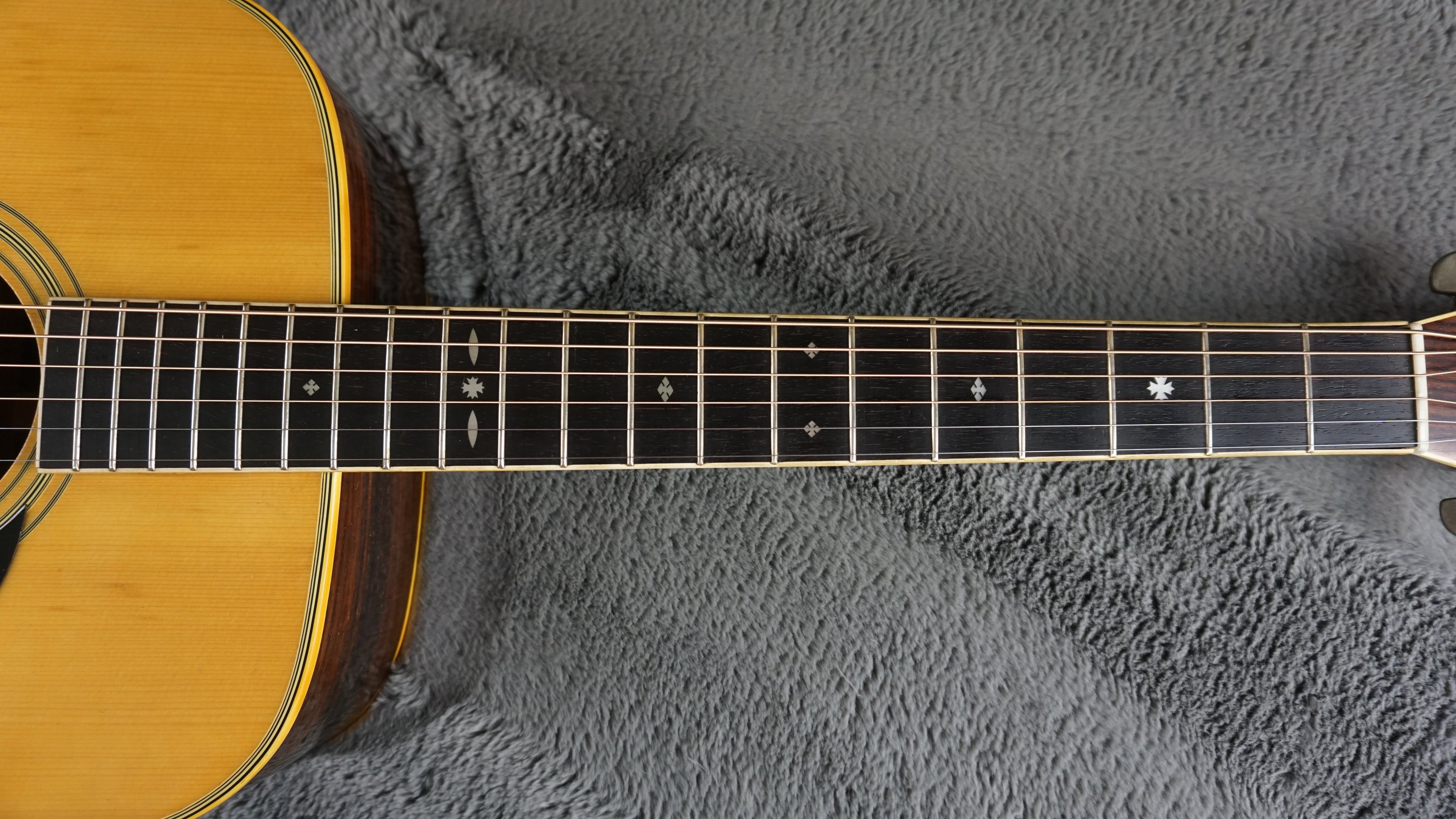 Tokai Cat’s Eyes CE-300 Vintage MIJ Acoustic Guitar w/ Hard Case
