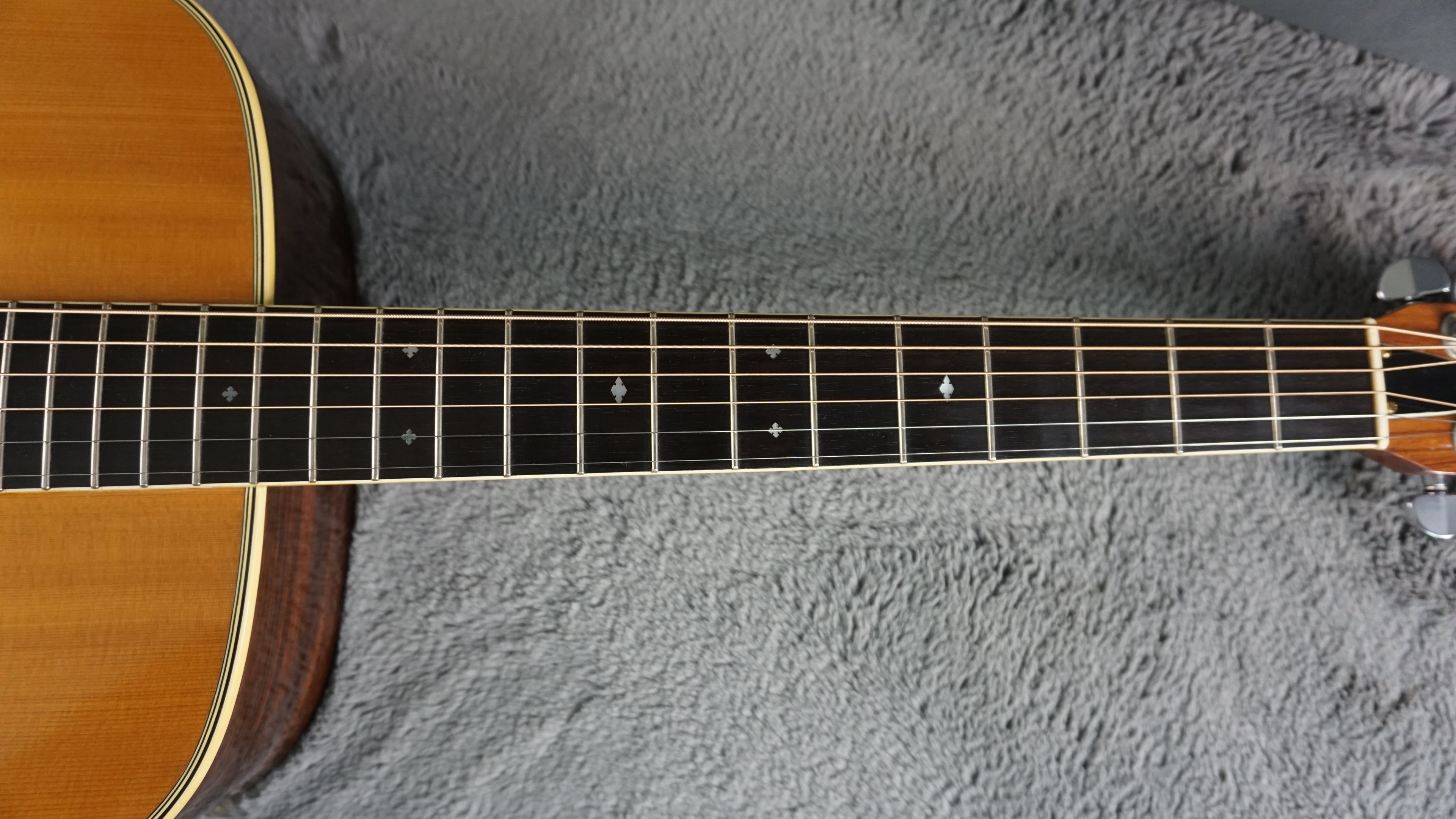 Tokai Humming Bird Custom W-600 MIJ Vintage Dreadnought Acoustic Guitar w/ Hard Case