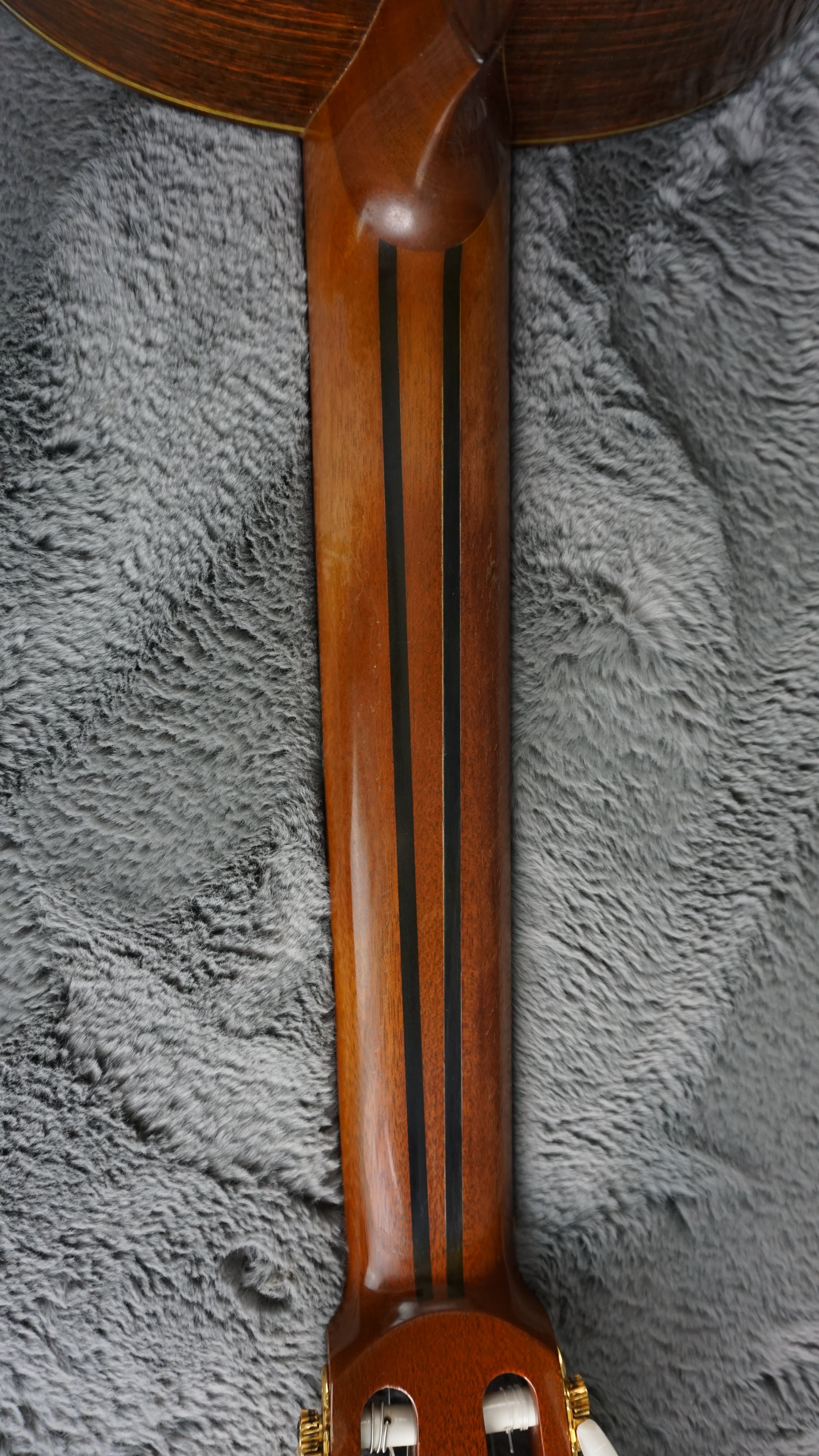 Masaru Kohno No. 15 1979 w/ Hard Case - Rosewood