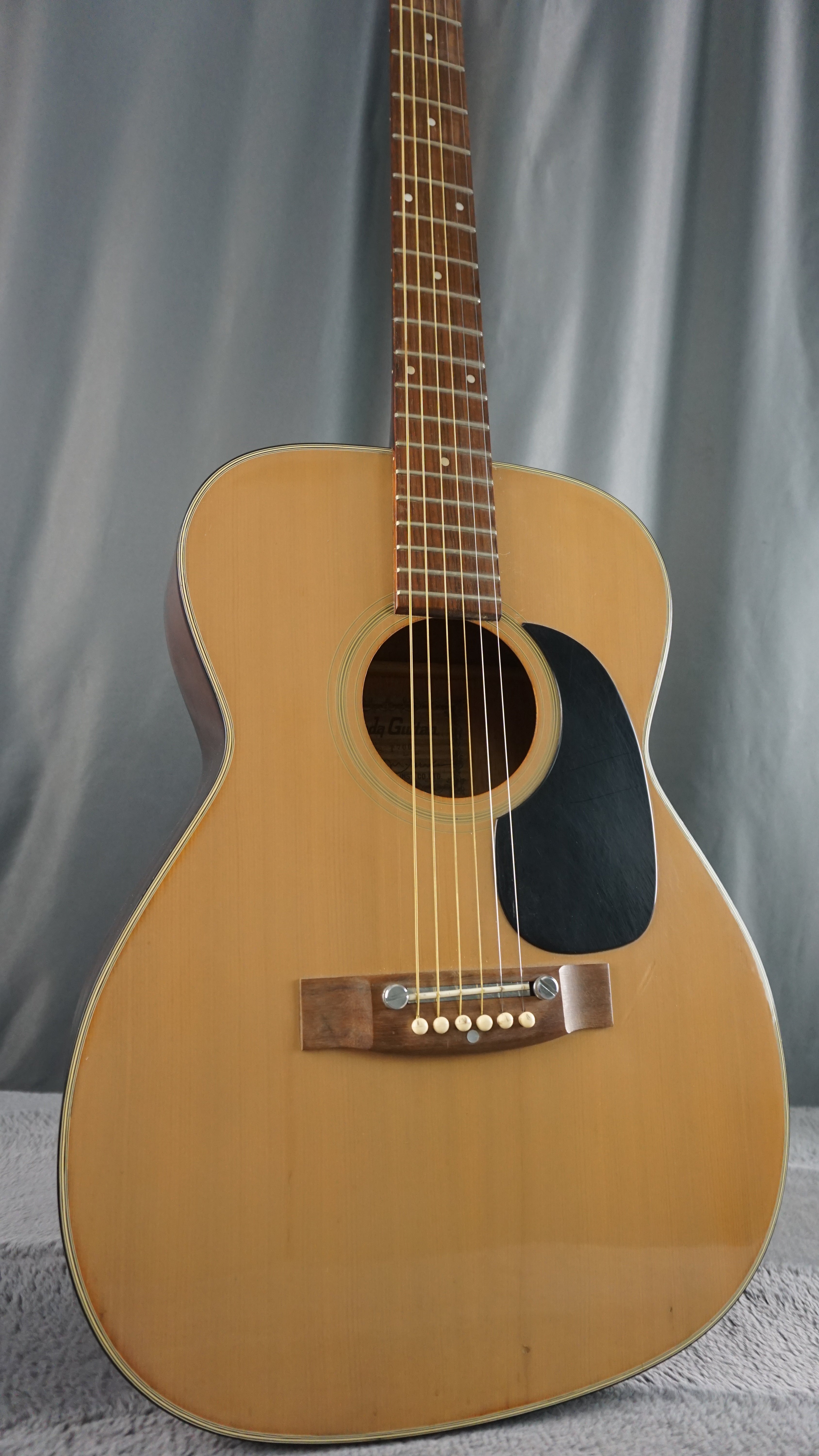 Terada T-700 Japan Acoustic Guitar